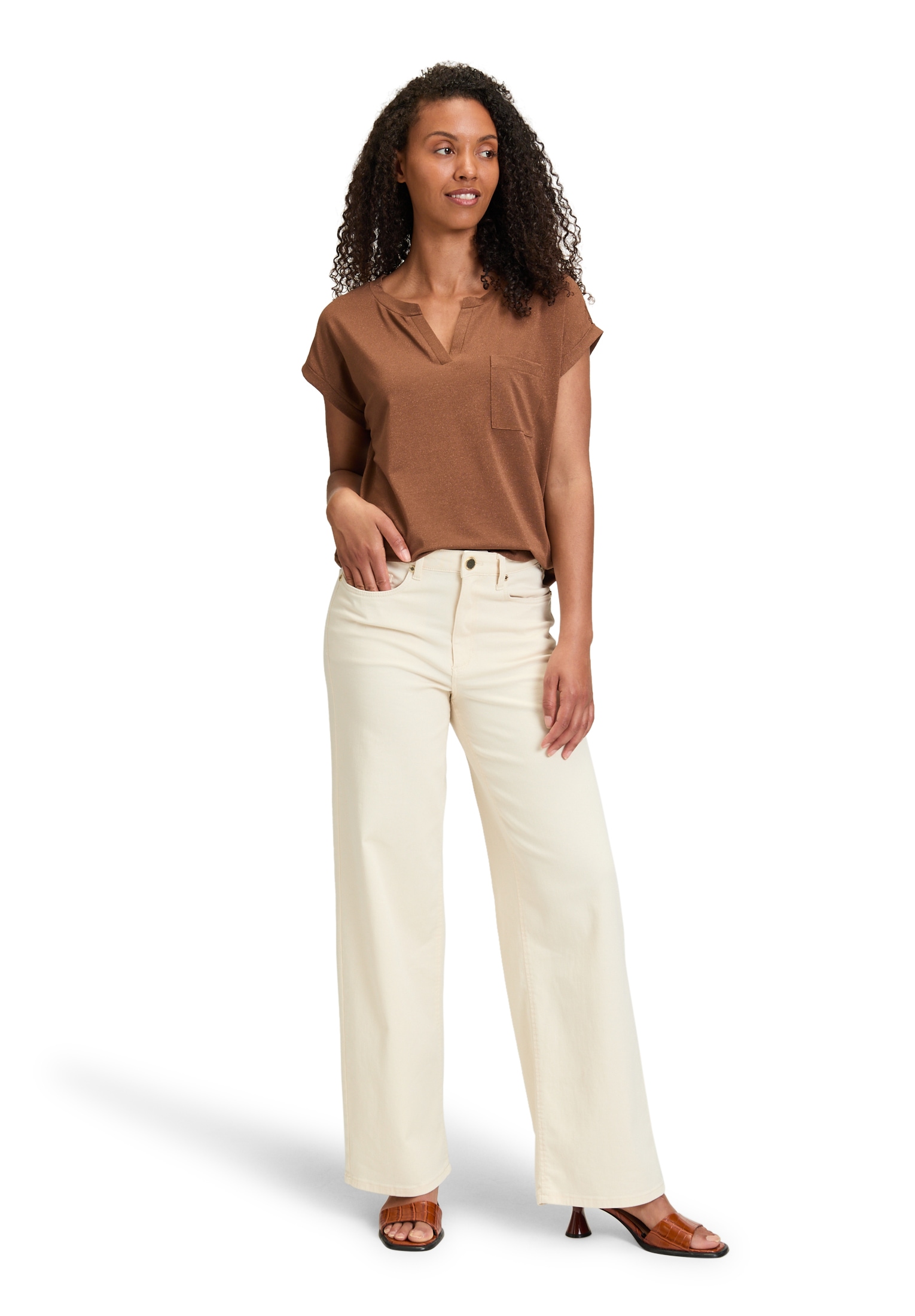 Betty&Co Kurzarmshirt »Betty & Co Casual-Shirt mit Perlen«, (1 tlg.), Glitzer