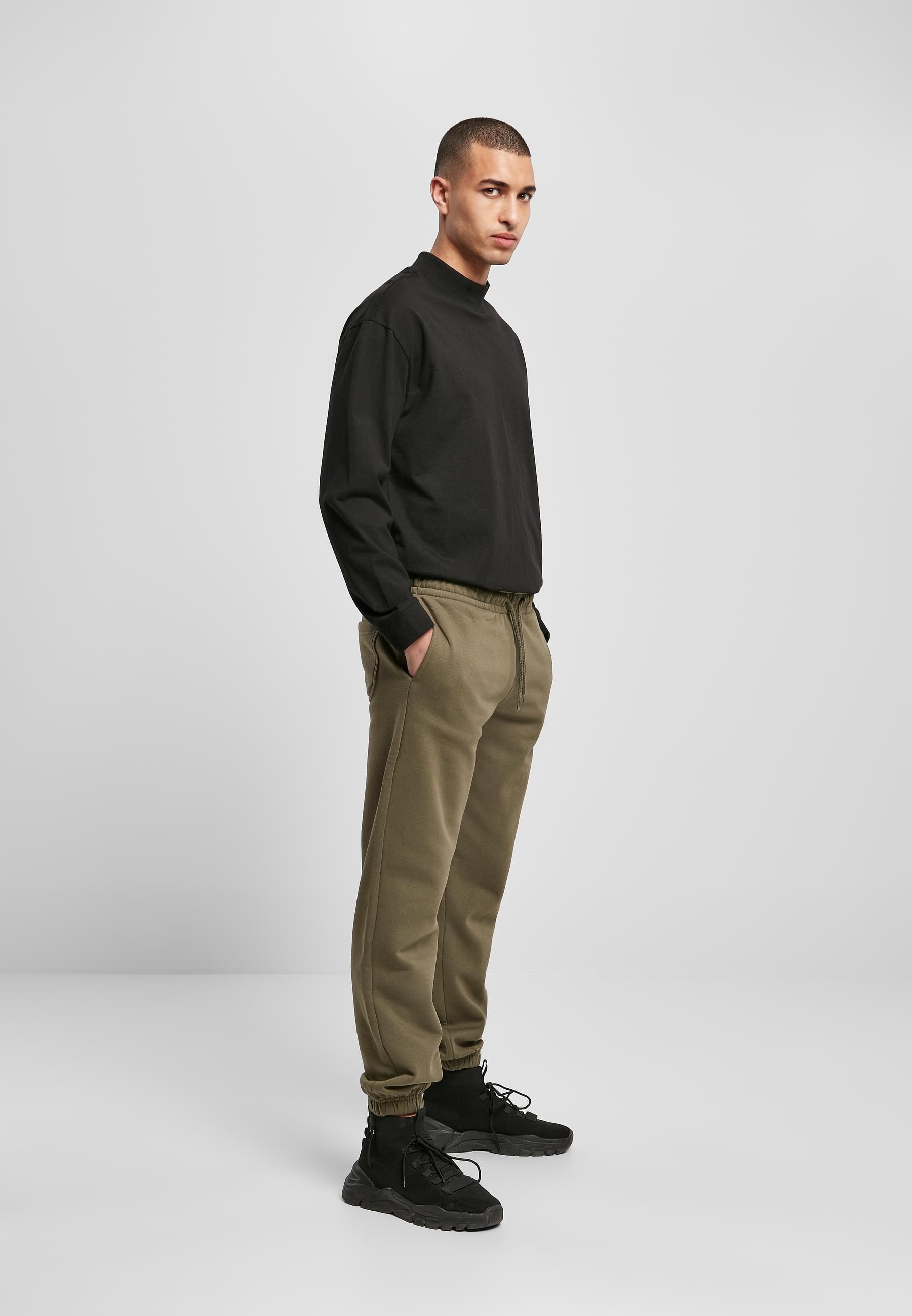 URBAN CLASSICS Stoffhose »Urban Classics Herren Basic Sweatpants 2.0«, (1 tlg.)