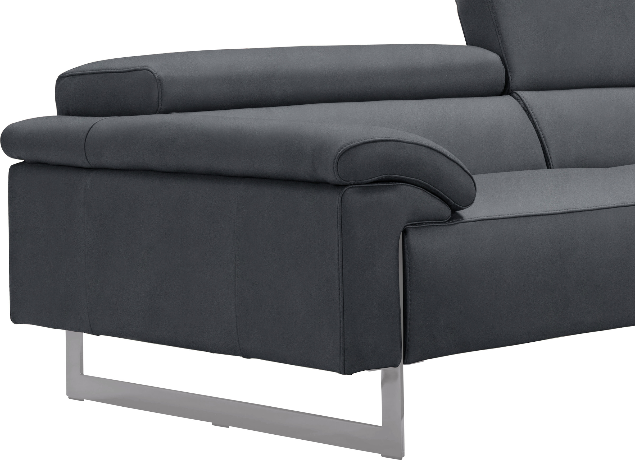 Egoitaliano 2,5-Sitzer »Malika, Designsofa mit hohem Sitzkomfort, edel und bequem«, inkl. Kopfteilverstellung und chromfarbenen Metallfüßen
