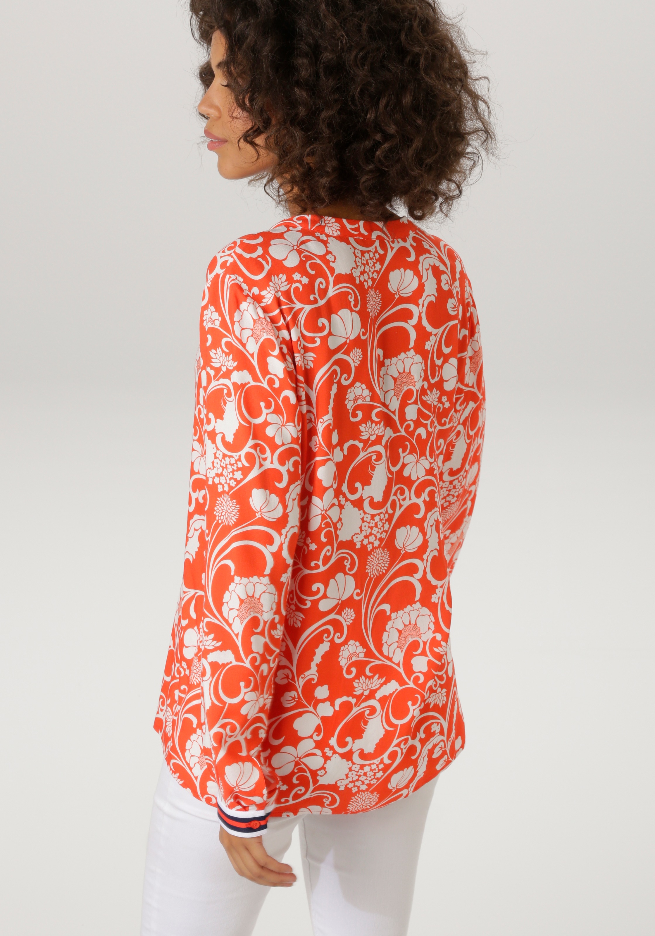 Aniston CASUAL Schlupfbluse mit fantasievollem, grafischen Blumendruck - NE günstig online kaufen