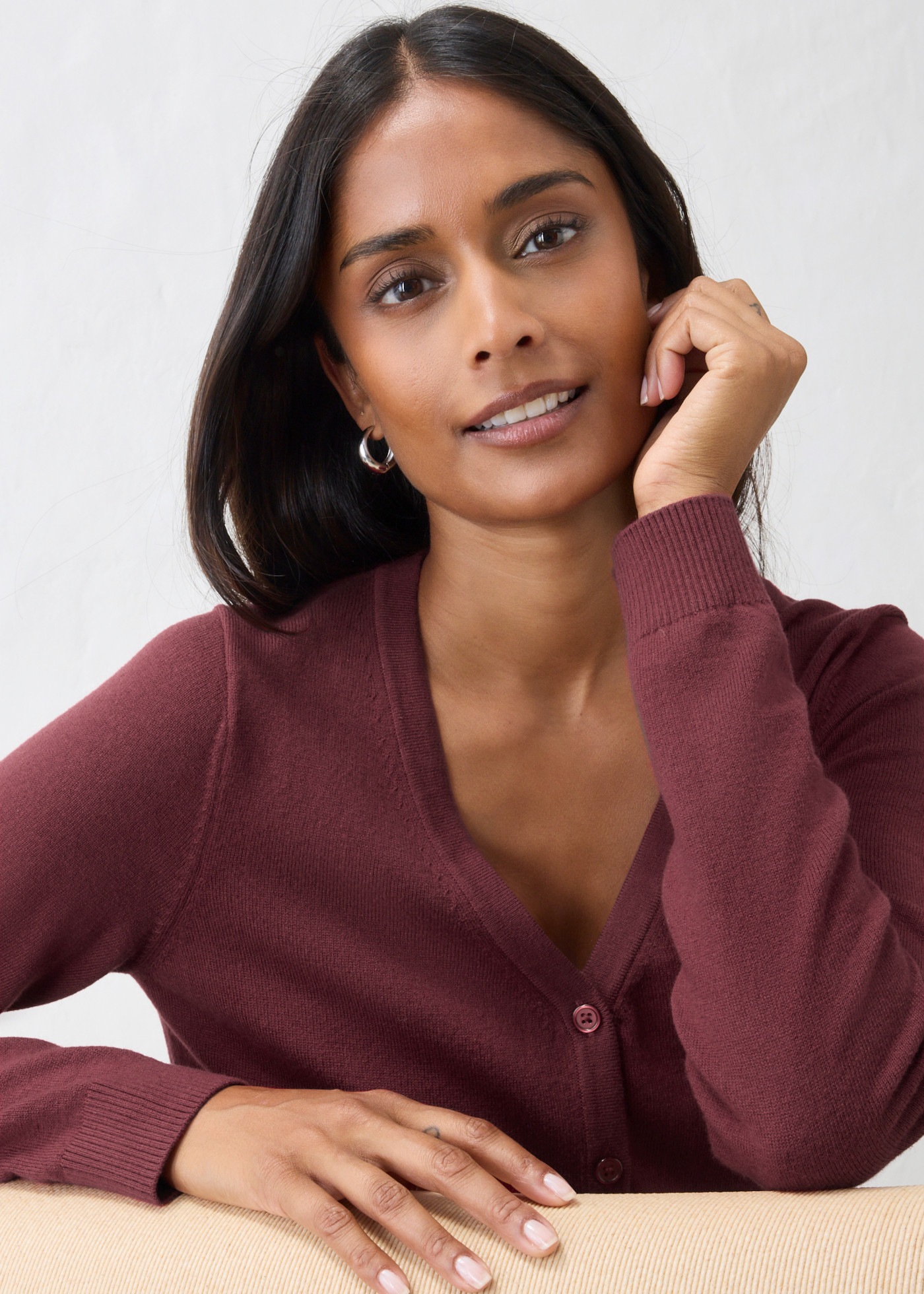 bonprix Strickjacke kuschelige Premium-Feinstrickjacke, Regular Fit, Langarm