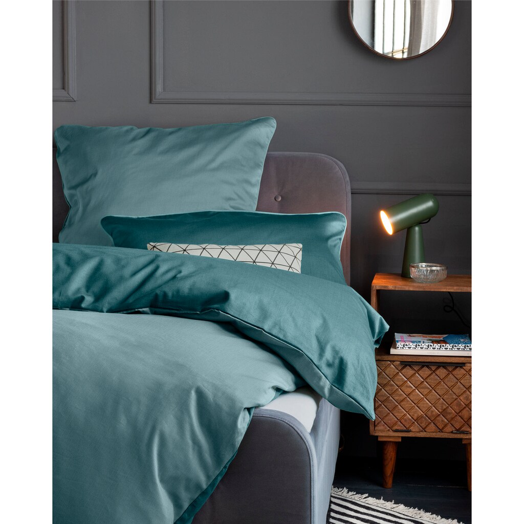 TOM TAILOR Wendebettwäsche »Lisa«, zarte Streifen in Uni-Optik, feiner Glanz, aus 100% Baumwolle, in Mako Satin Qualität, Bett- und Kopfkissenbezug mit Reißverschluss, pflegeleicht, easy care Ausrüstung, STANDARD 100 by OEKO-TEX® zertifiziert