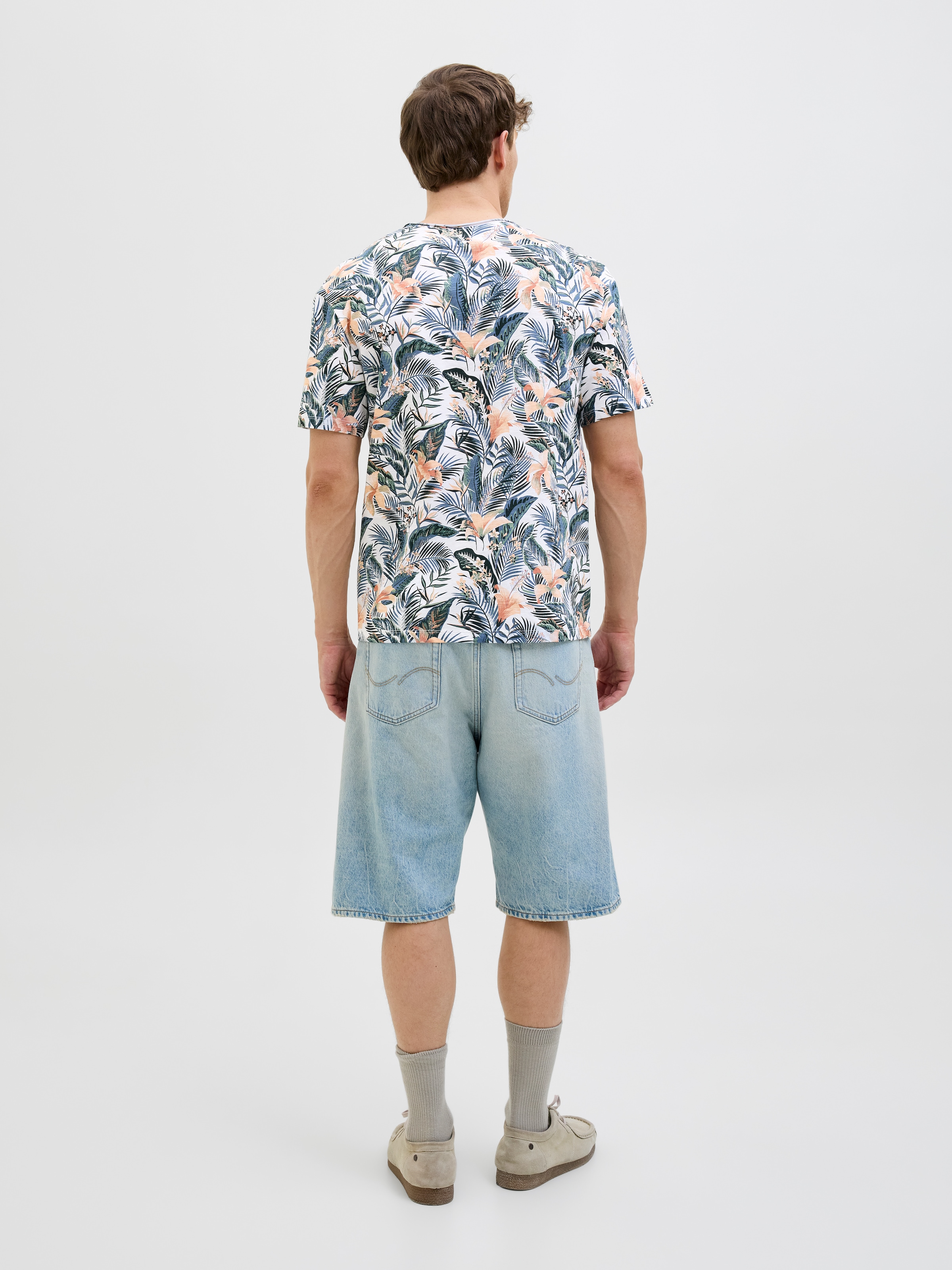 Jack & Jones Rundhalsshirt »JJEBRYAN AOP TEE S/S O-NECK NOOS«, mit All-Over Print