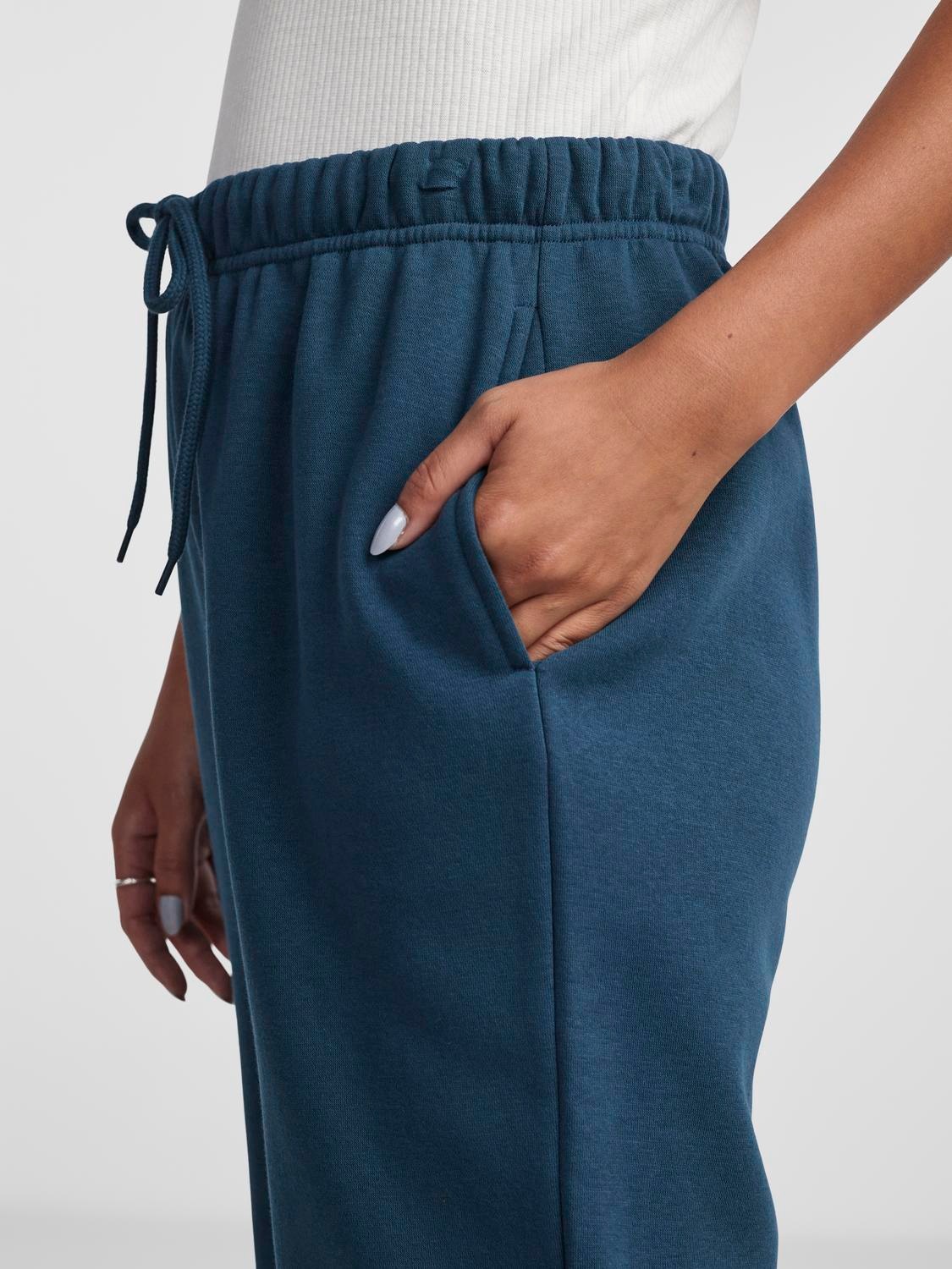 pieces Jogginghose "PCCHILLI HW SWEAT PANTS NOOS BC" günstig online kaufen