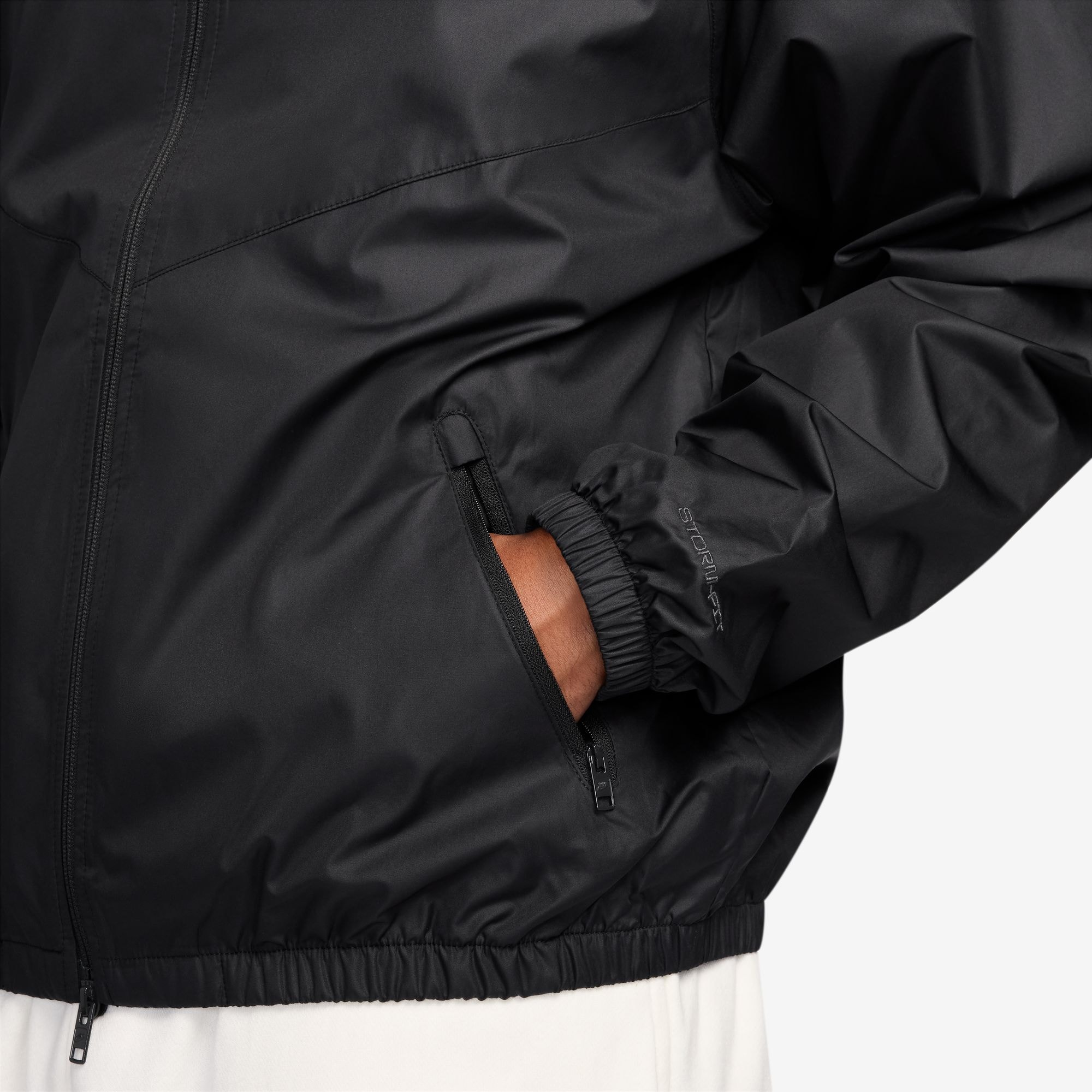 Nike Sportswear Outdoorjacke »Nike Windrunner Men's Lined Jacket« sportlicher Stil, leichtes Design