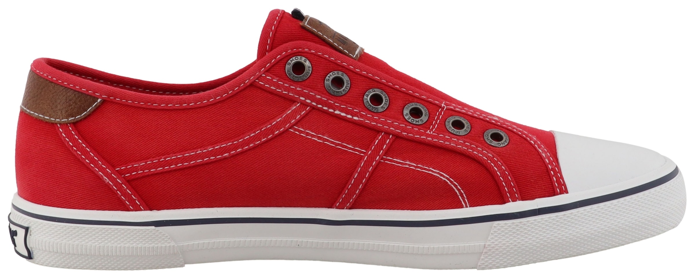 Mustang Shoes Slip-On Sneaker »Ignazio«  Slipper, Freizeitschuh, Halbschuh mit Logo-Aufnähern