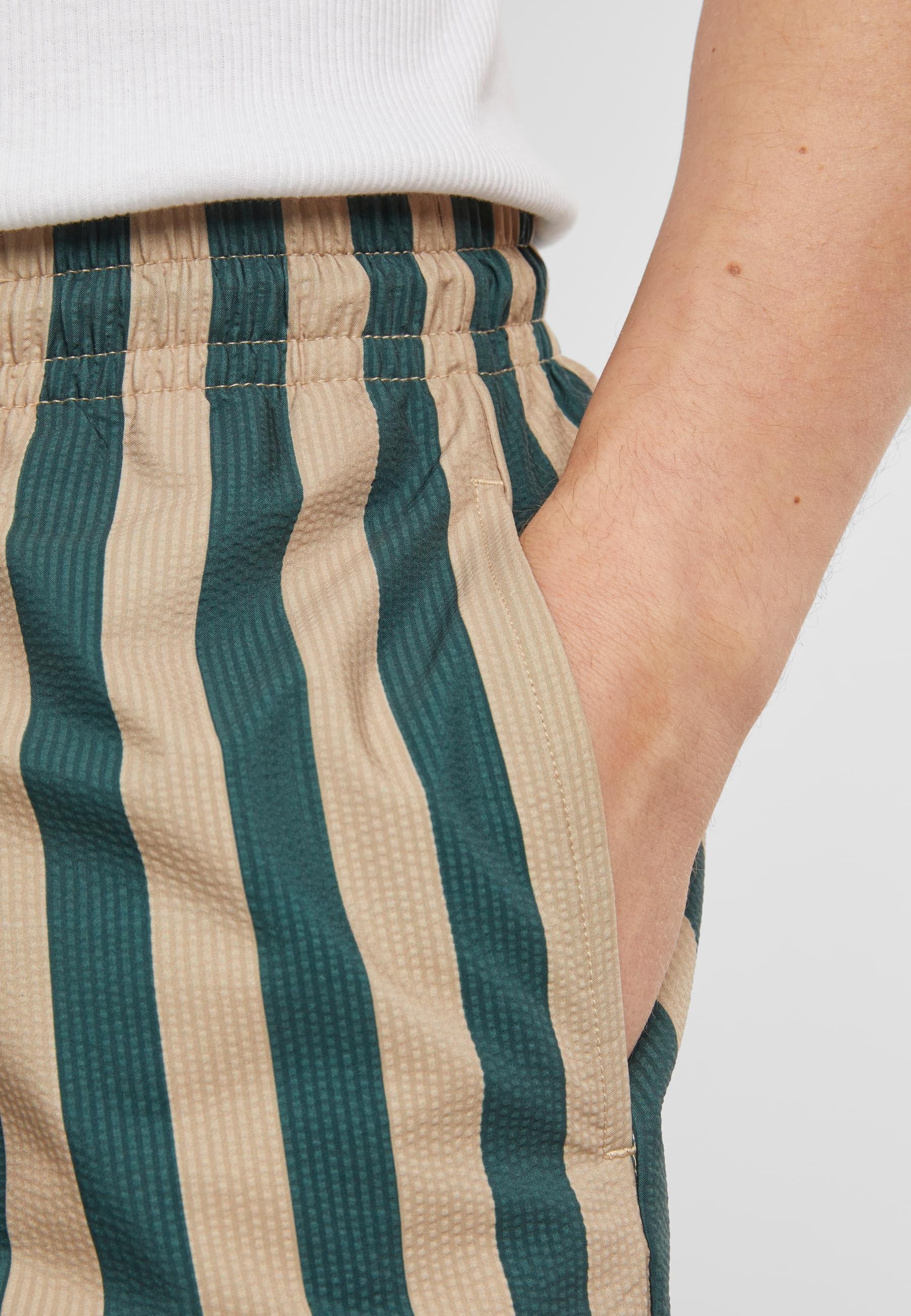 URBAN CLASSICS Badeshorts »Urban Classics Striped Seersucker Swim Shorts«
