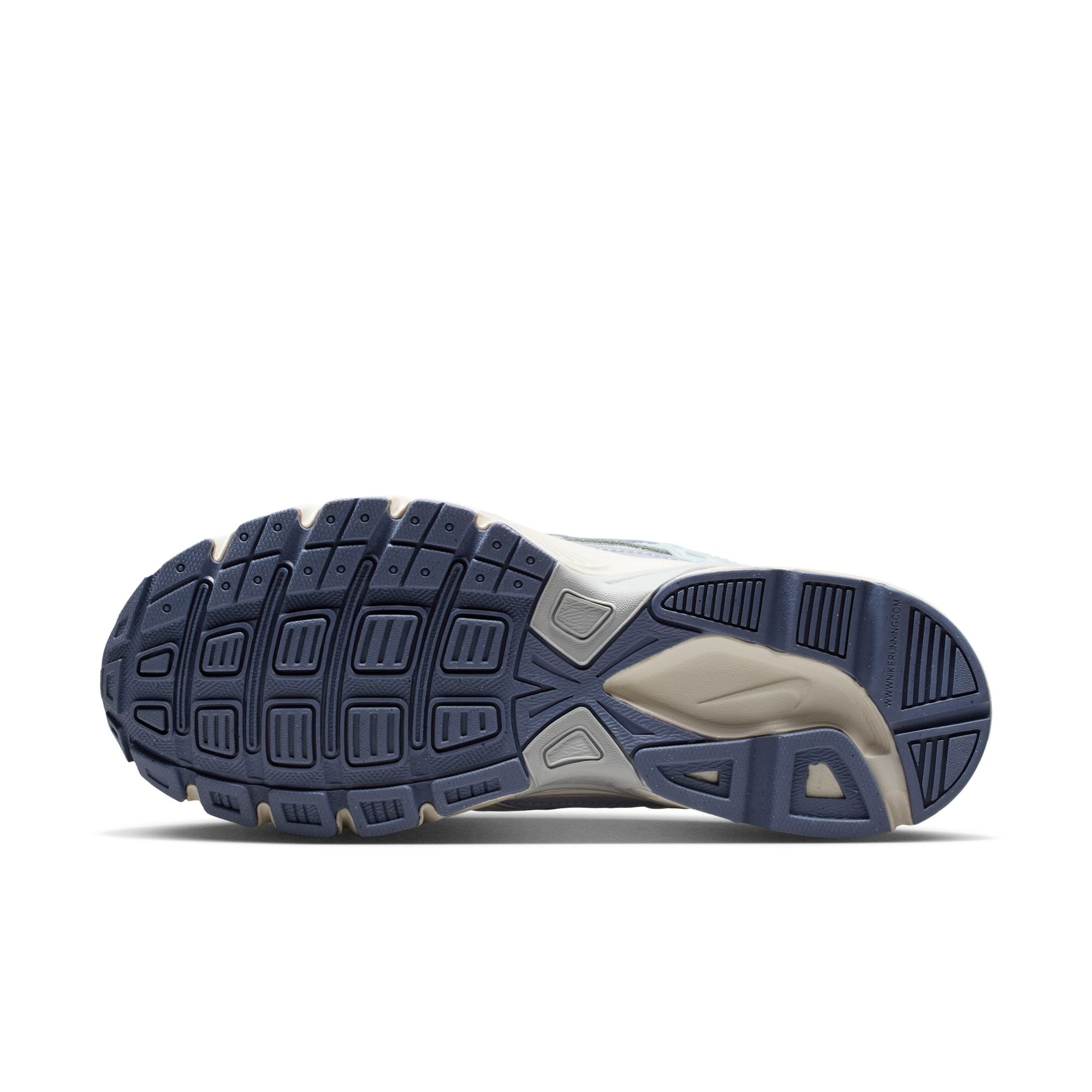 Nike Sportswear Sneaker »Initiator«  inspiriert vom Design des Nike P-6000