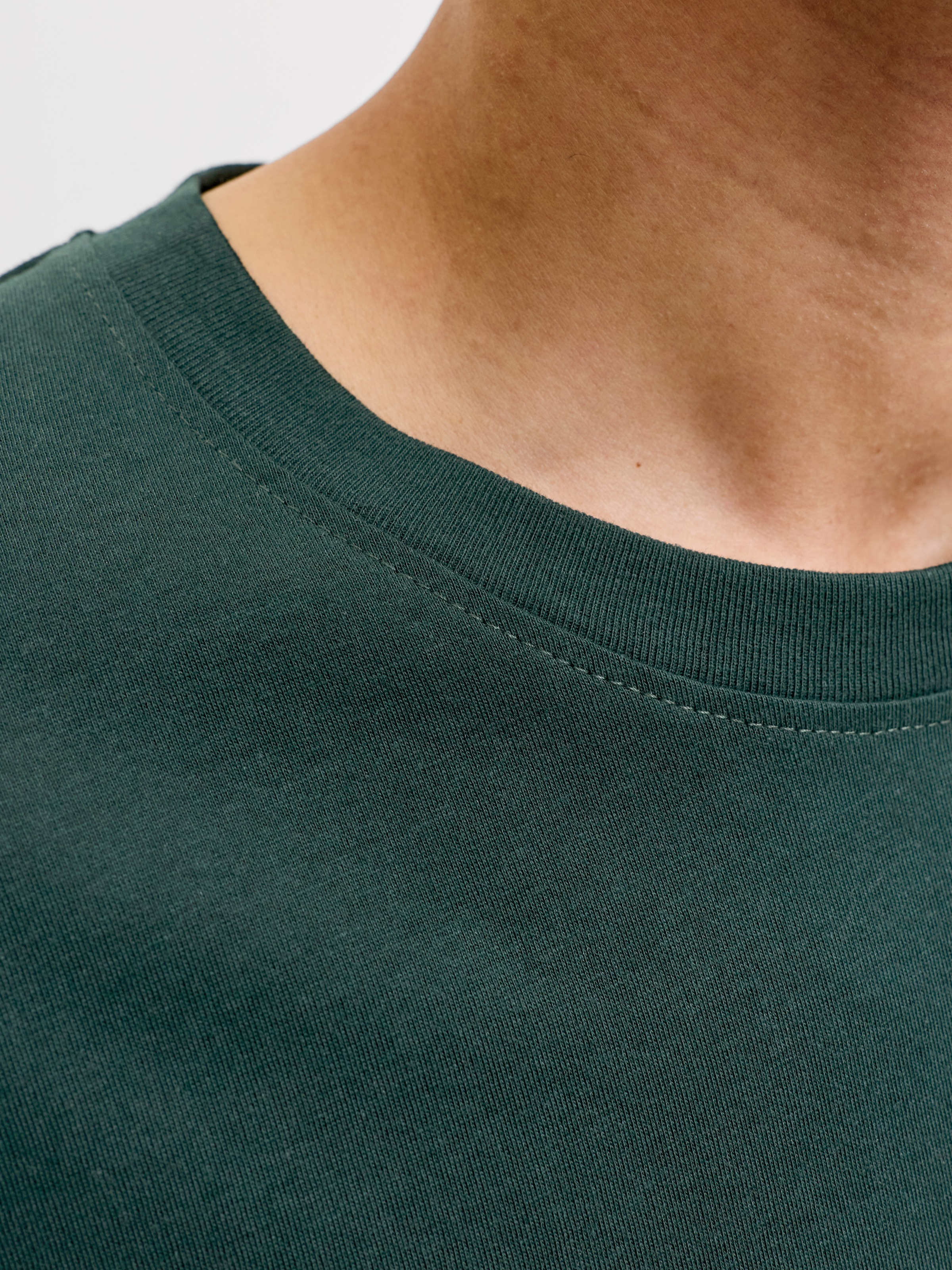 Jack & Jones T-Shirt »JJAERO TEE SS CREW NECK« Baumwolle, regular fit