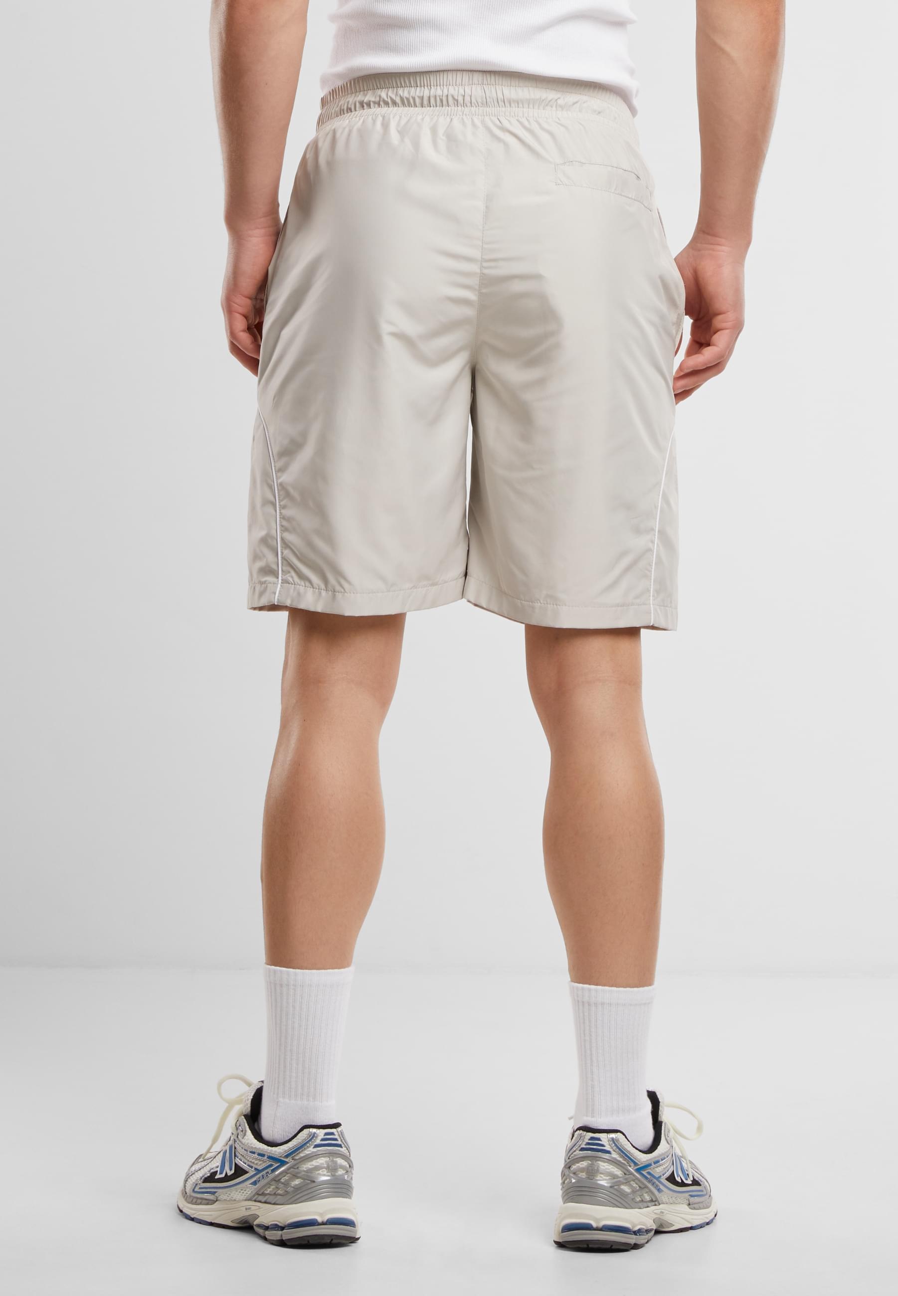 URBAN CLASSICS Shorts »Urban Classics Piped Panel Trackshorts«, (1 tlg.)