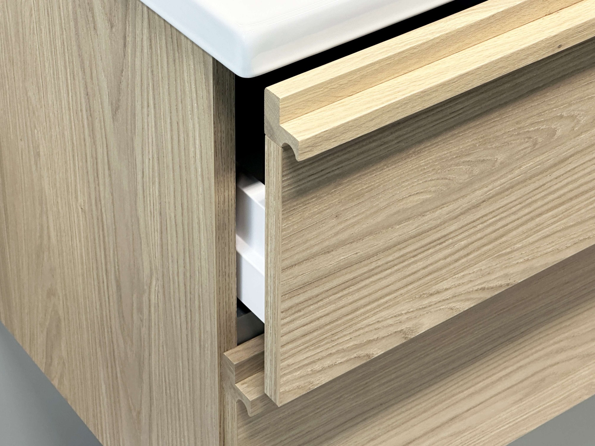 welltime Waschtisch »Only inklusive Waschbecken, Schubladen mit Vollauszug«, Badmöbel in verschiedenen Breiten, mit Soft-Close Funktion, FSC®