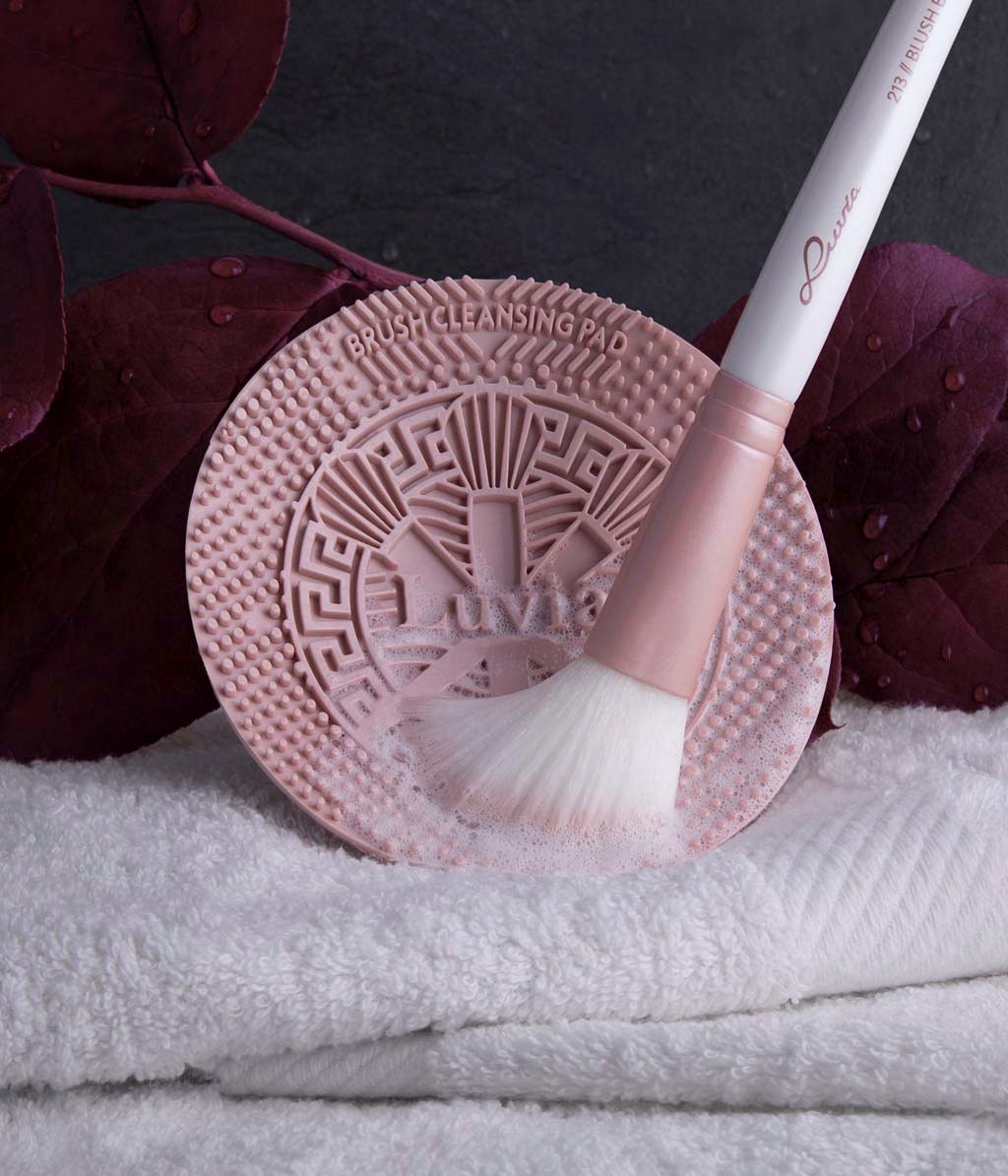 Reinigung; BAUR Kosmetikpinsel-Set bequem online »Brush Cosmetics - Pad Candy«, wassersparende Hand. bestellen Luvia | in passt Für jede Cleansing