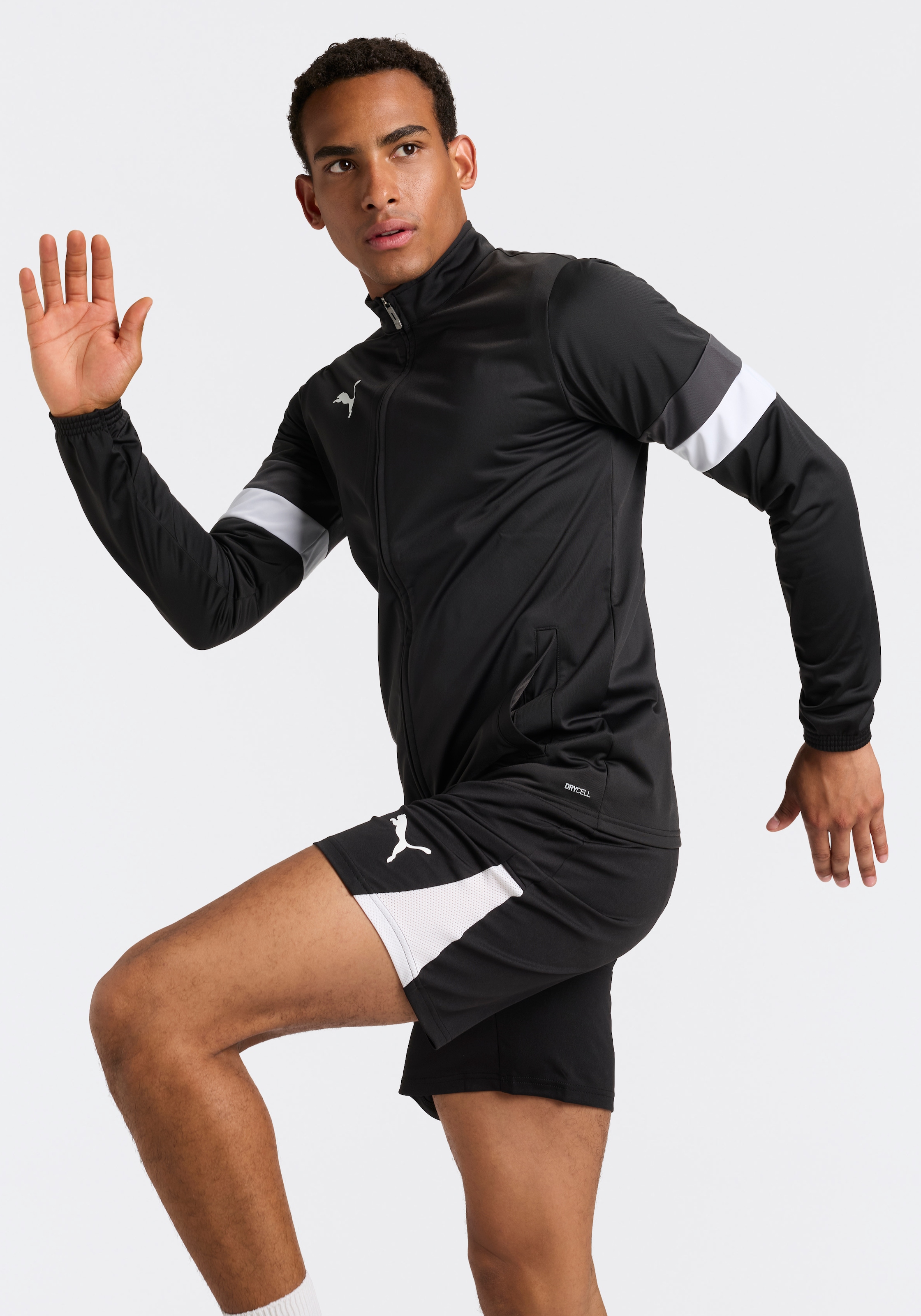 PUMA Trainingsshorts »TEAMLIGA26 SHORTS«  mit DryCELL-Technologie, atmungsaktiv, Regular Fit