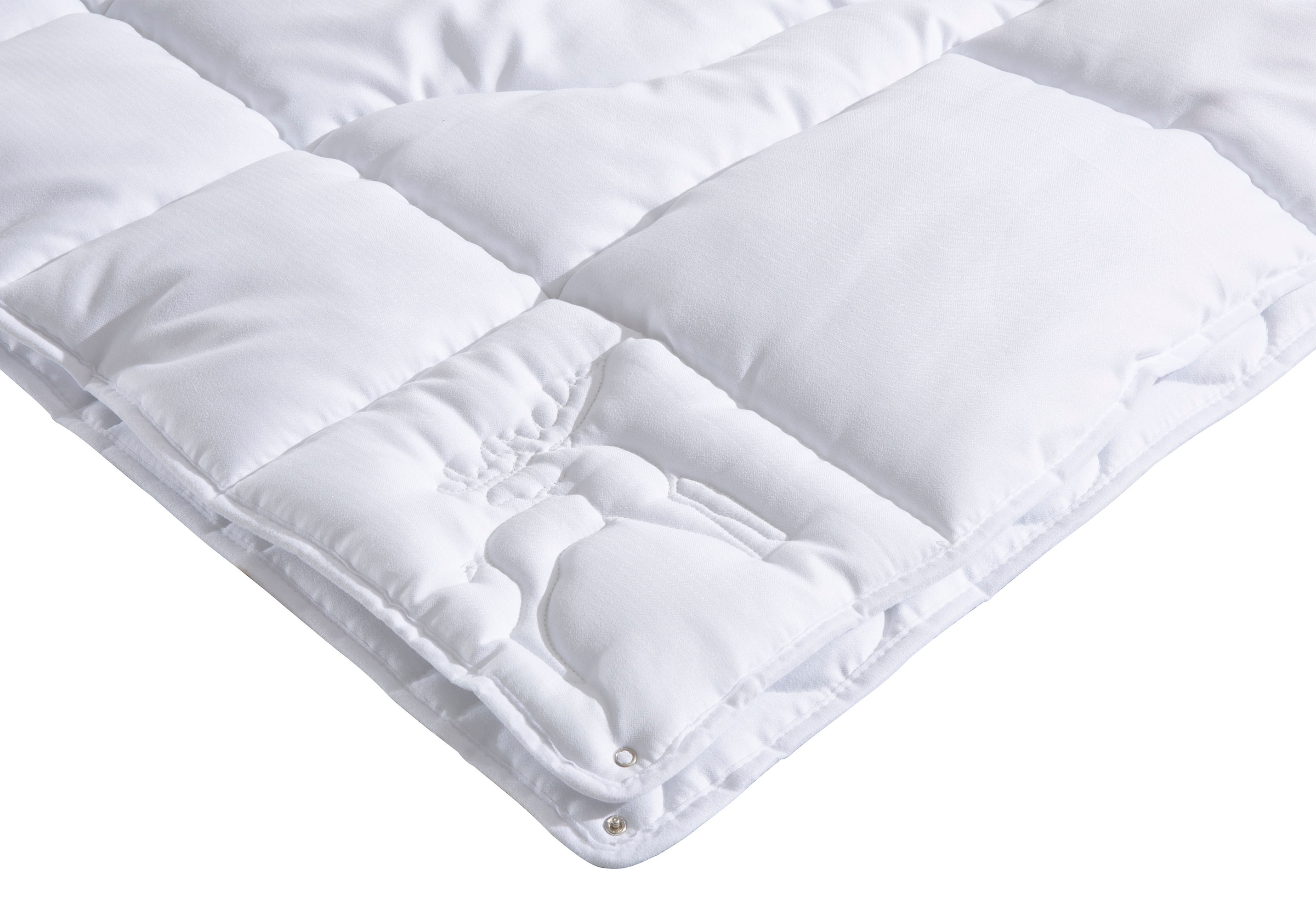 Älgdröm Microfaserbettdecke »Tylösand Bettdecke 135x200 cm, 155x220 cm und weitere Größen«, 4-Jahreszeiten, Füllung Polyester, Bezug Microfaser, (1 St.), Bettdecken, Sommer, Winter, 4 Jahreszeiten, Decke