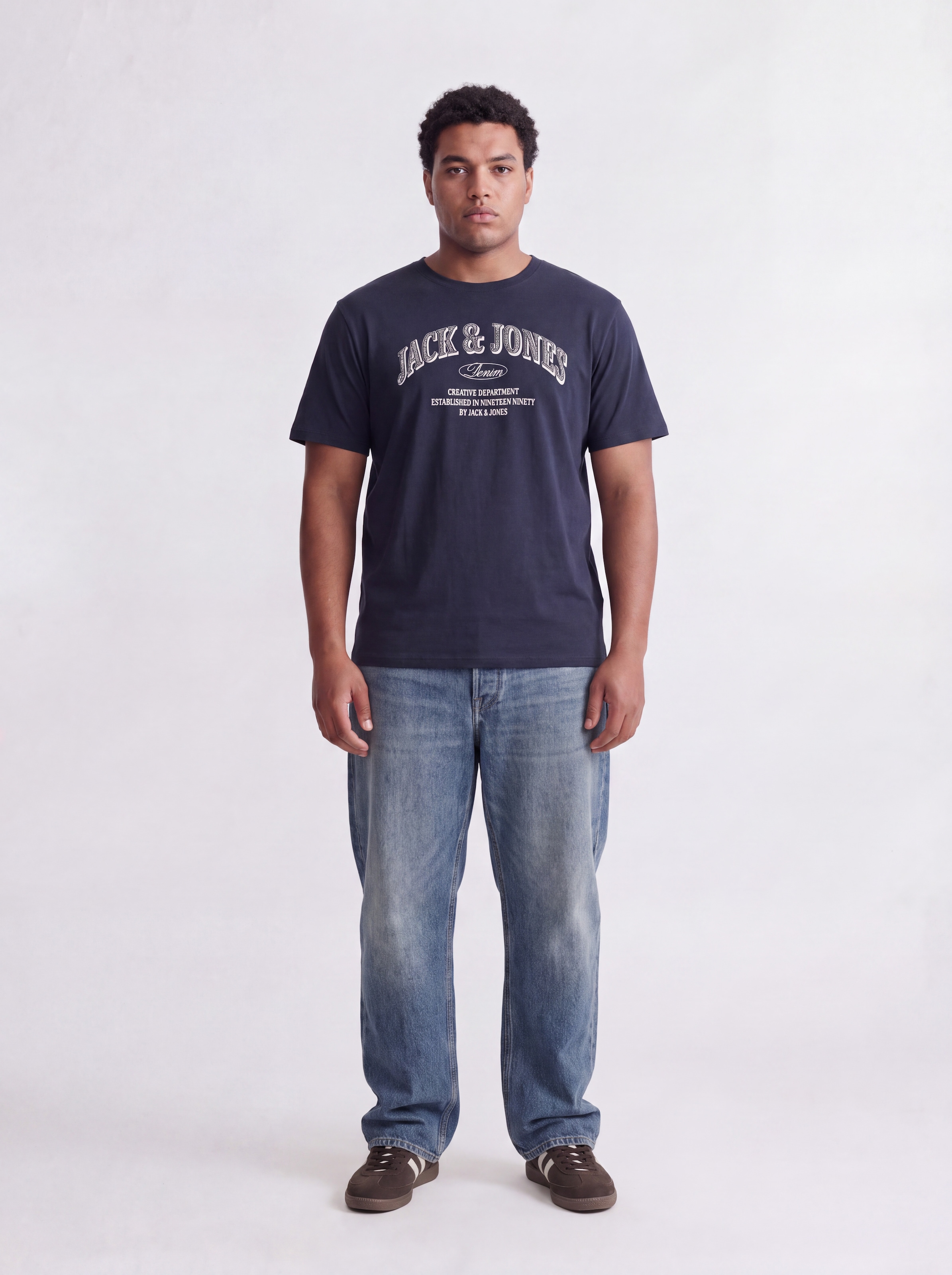 Jack & Jones PlusSize T-Shirt »JJEDENVER LOGO TEE SS O-NECK SN PLS« Baumwolle, locker geschnitten