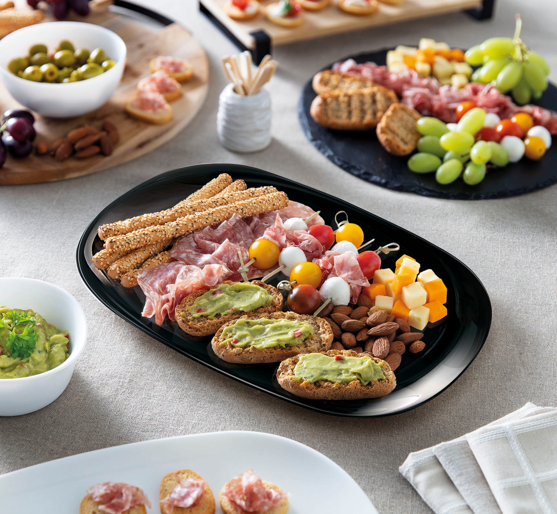 Luminarc Steakteller »Essteller Italien Party« Teller Set für 6 Personen, extra resistent, schwarz, Opalglas