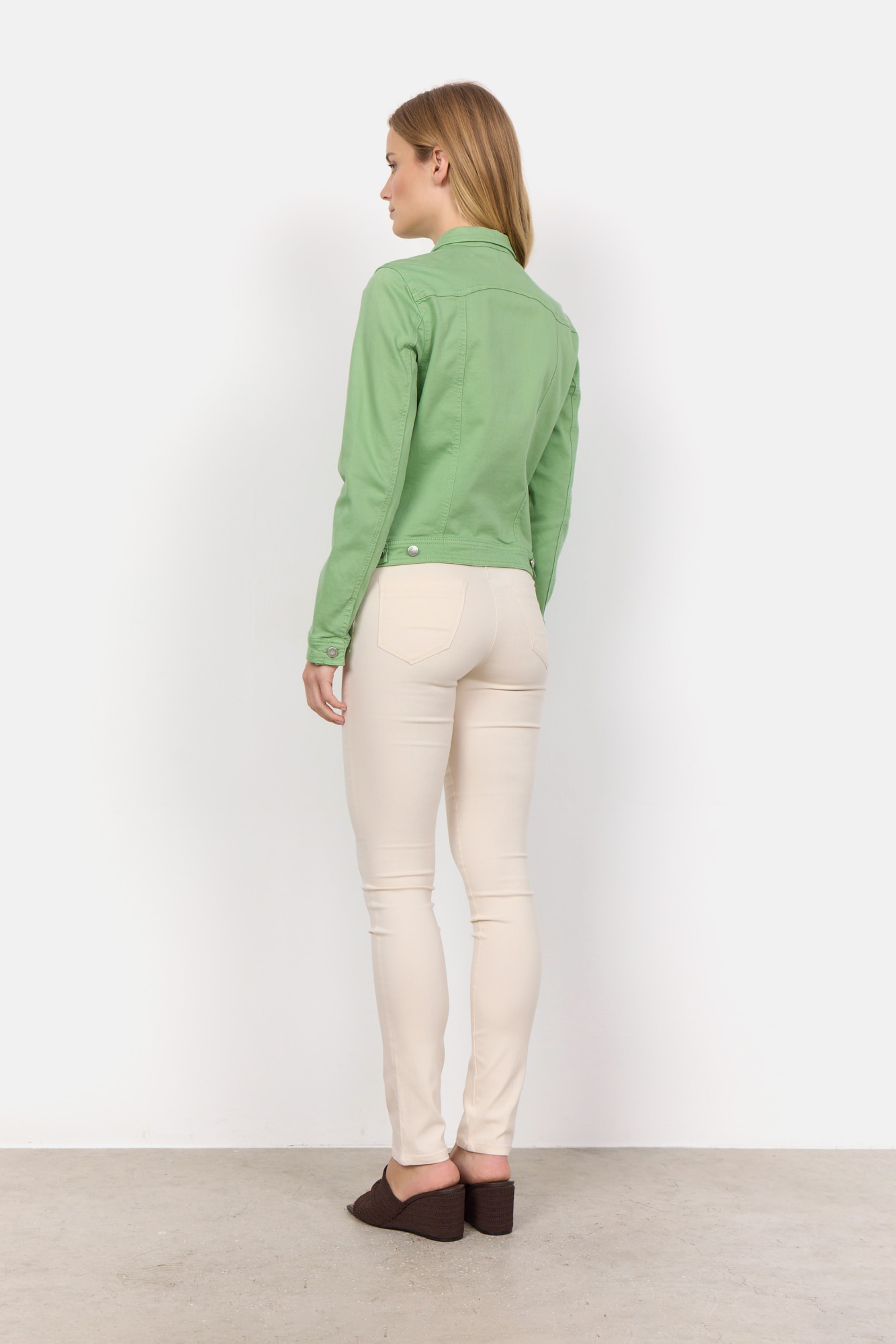 soyaconcept Jeansblazer »SC-ERNA 2«, Jeansjacke in taillierter Form und schönen Farben