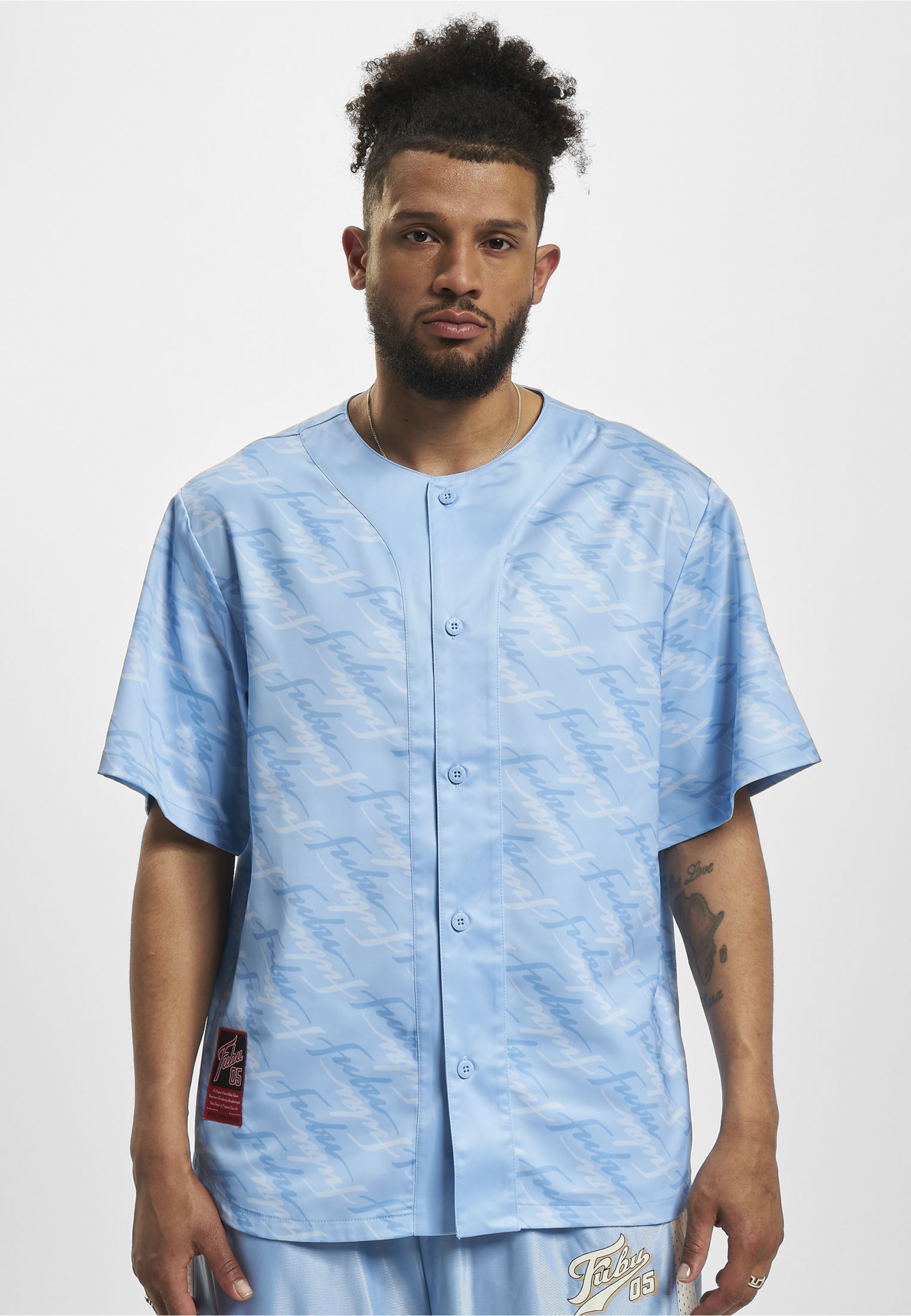 Fubu T-Shirt »Fubu Herren FM232-010-1 FUBU Retro Aop Baseball Jersey« 1 Stk.