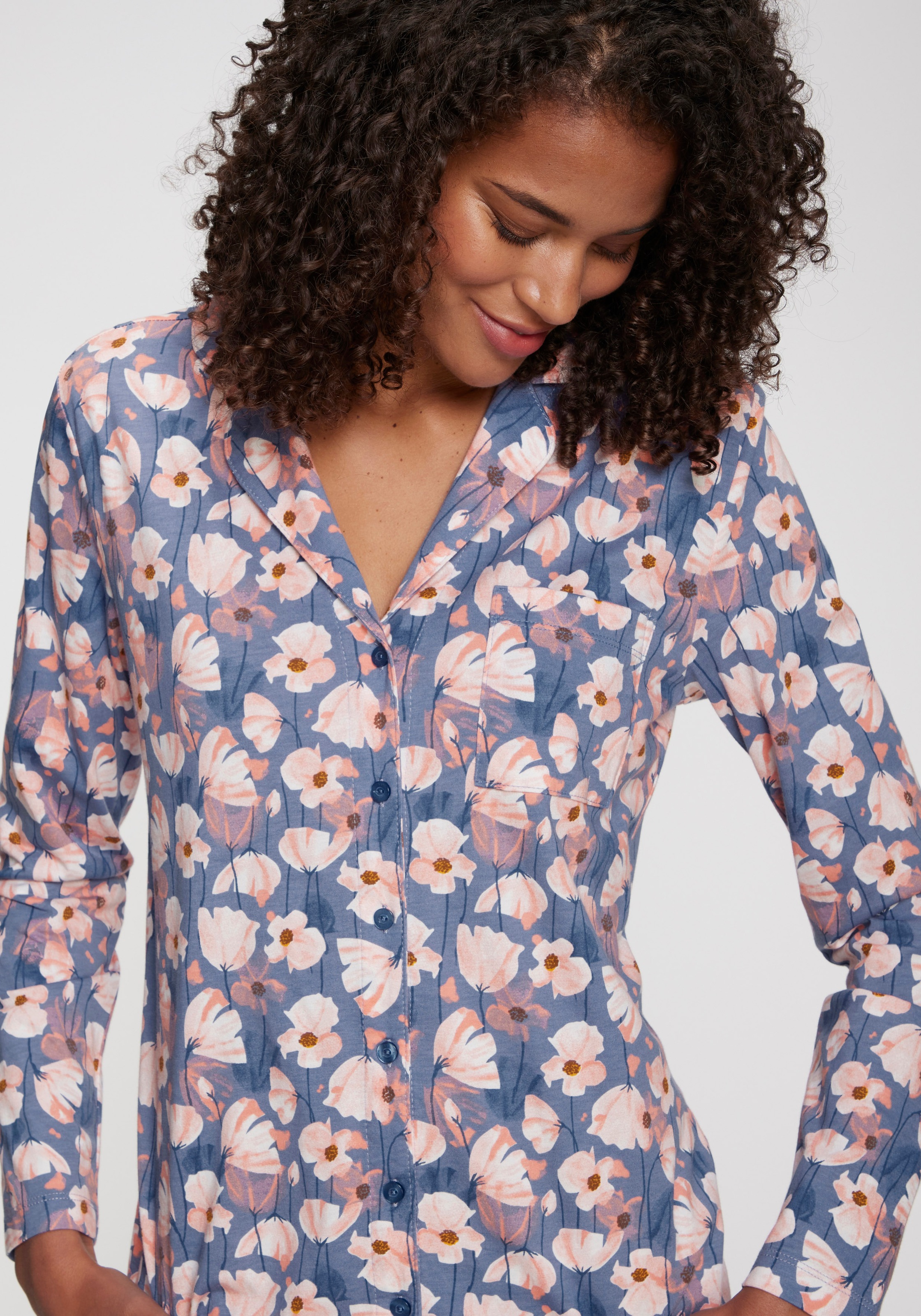 Vivance Dreams Pyjamaoberteil, mit schönem Allover-Muster