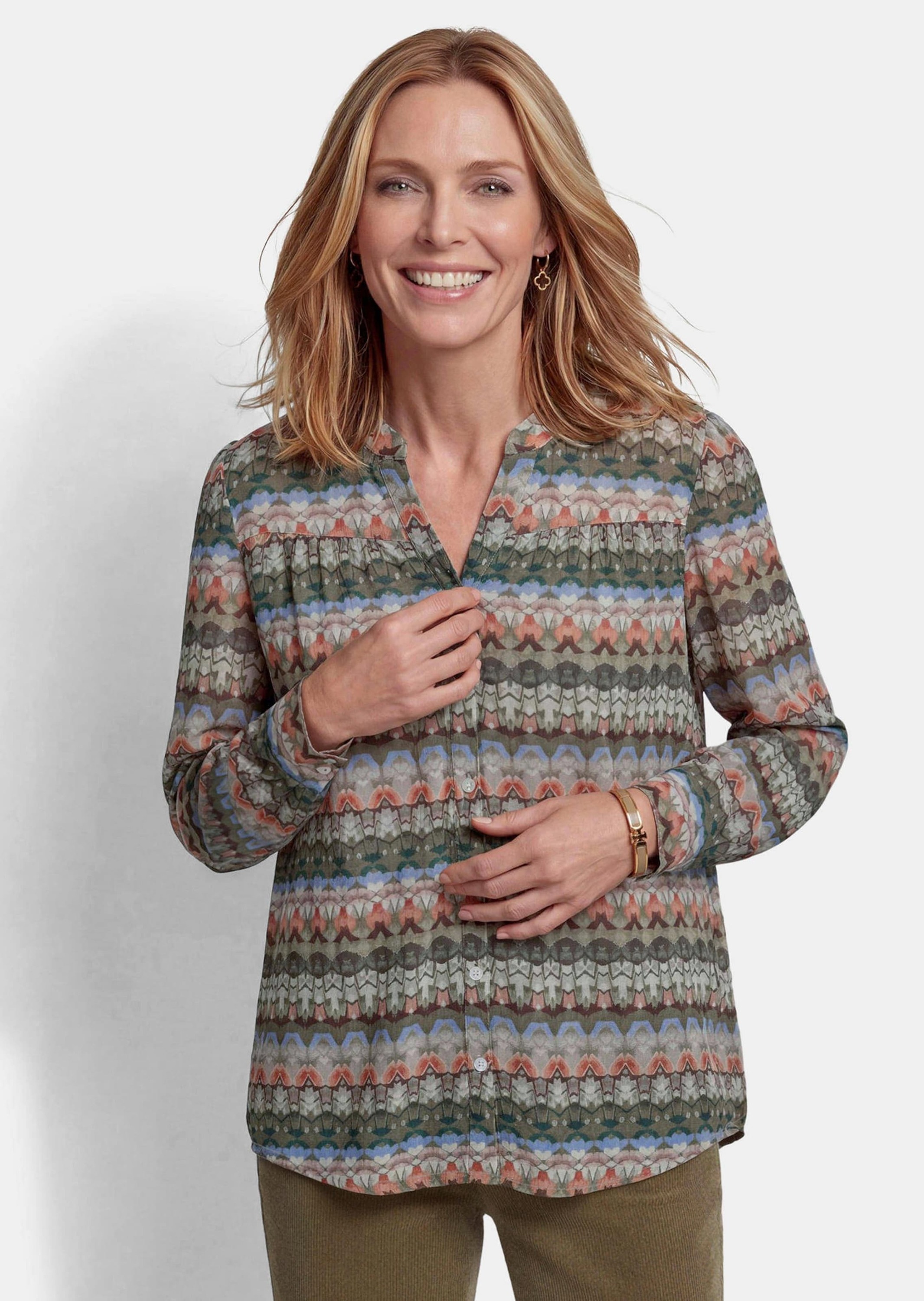 GOLDNER Druckbluse »Kurzgröße Feminine Bluse im Country-Stil« Sattel im Vorder und Rückteil