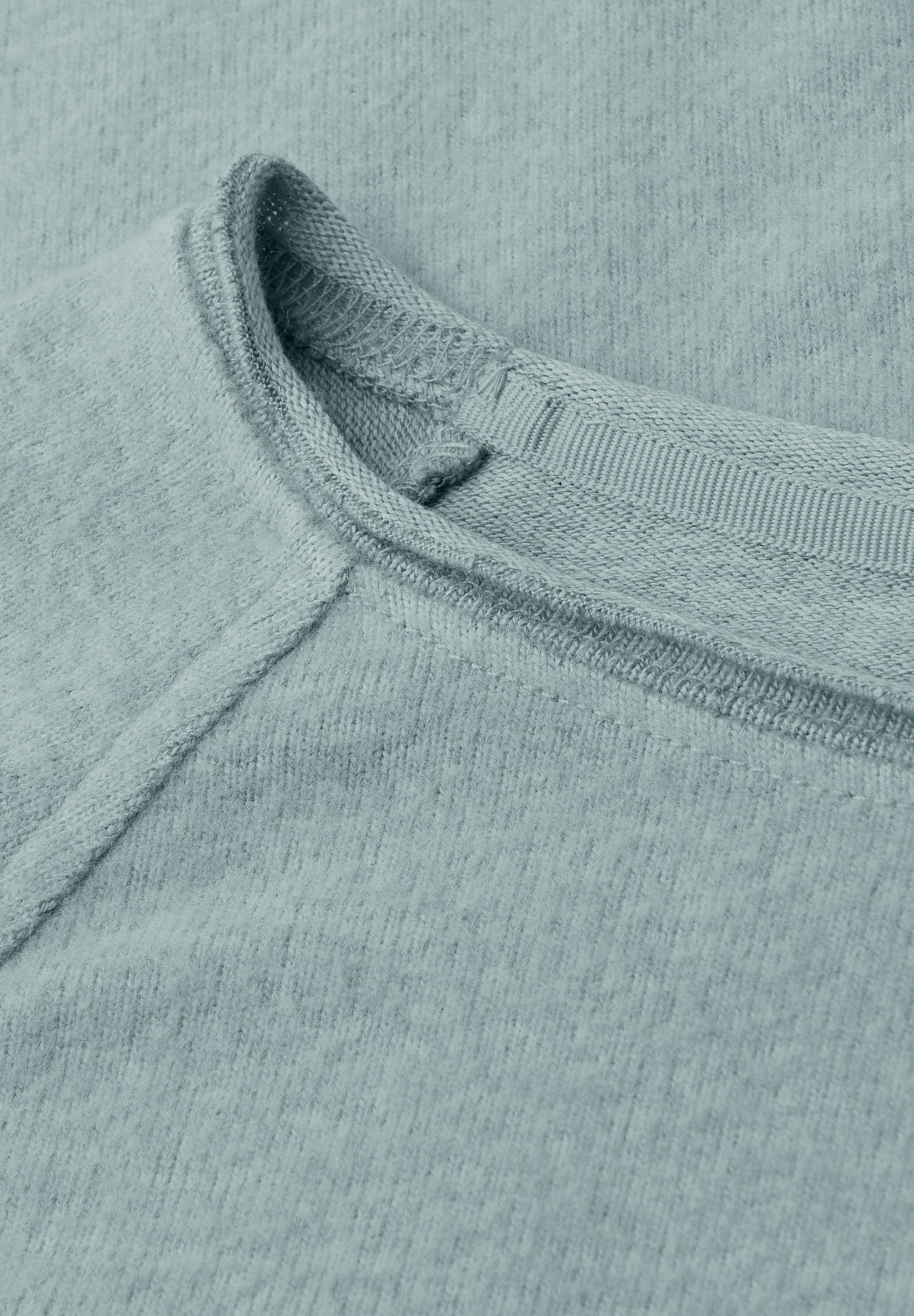 STREET ONE Langarmshirt, aus softem Materialmix