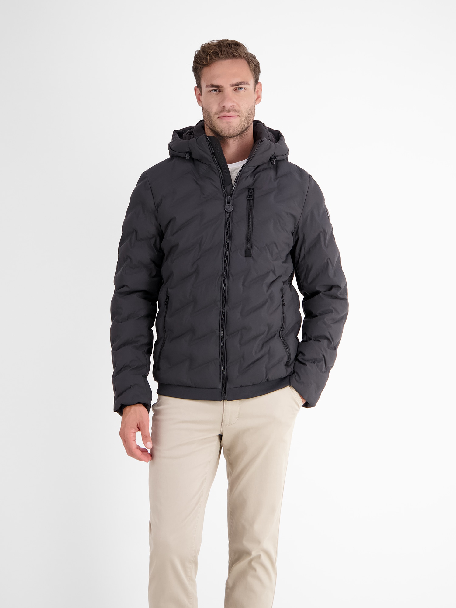 Outdoorjacke »LERROS Sportive Funktions-Steppjacke für Herren«, mit Kapuze,...