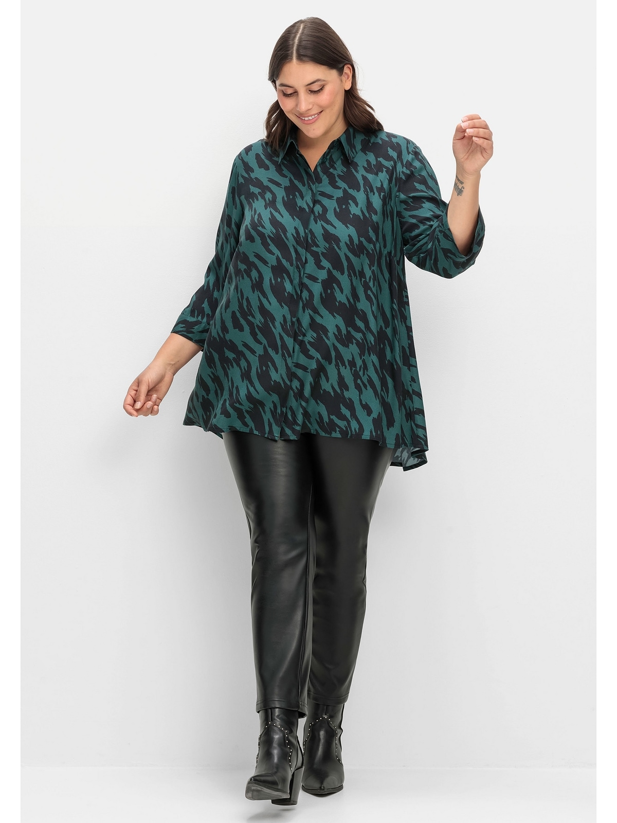 Sheego Longbluse »Große Größen«, in schwingender A-Linie