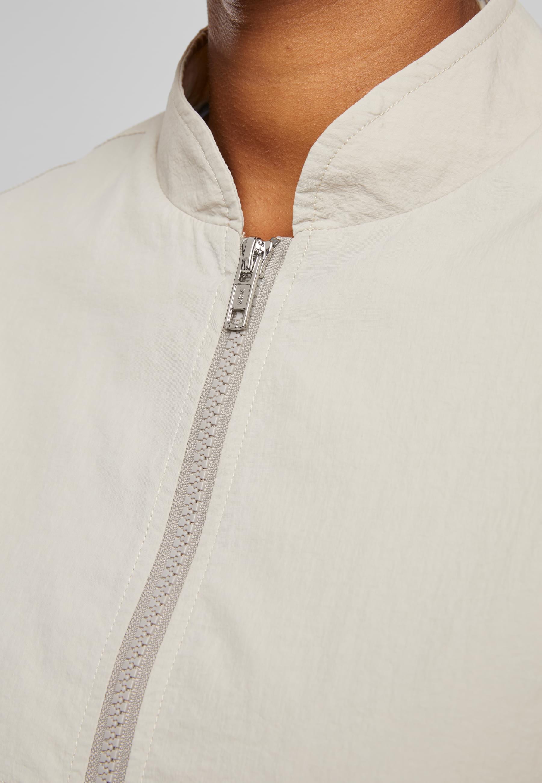 URBAN CLASSICS Windbreaker »Urban Classics Ladies Short Crinkle Jacket«, (1 St.), mit Kapuze