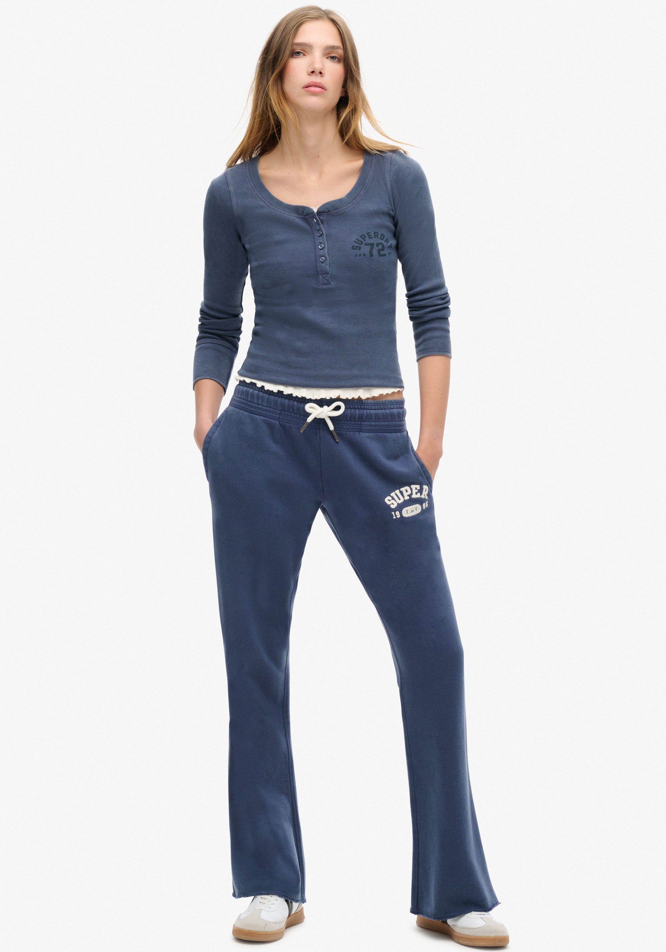 Superdry Langarmshirt »ATHLETIC BUTTON DOWN LS TOP«, im Henley-Stil