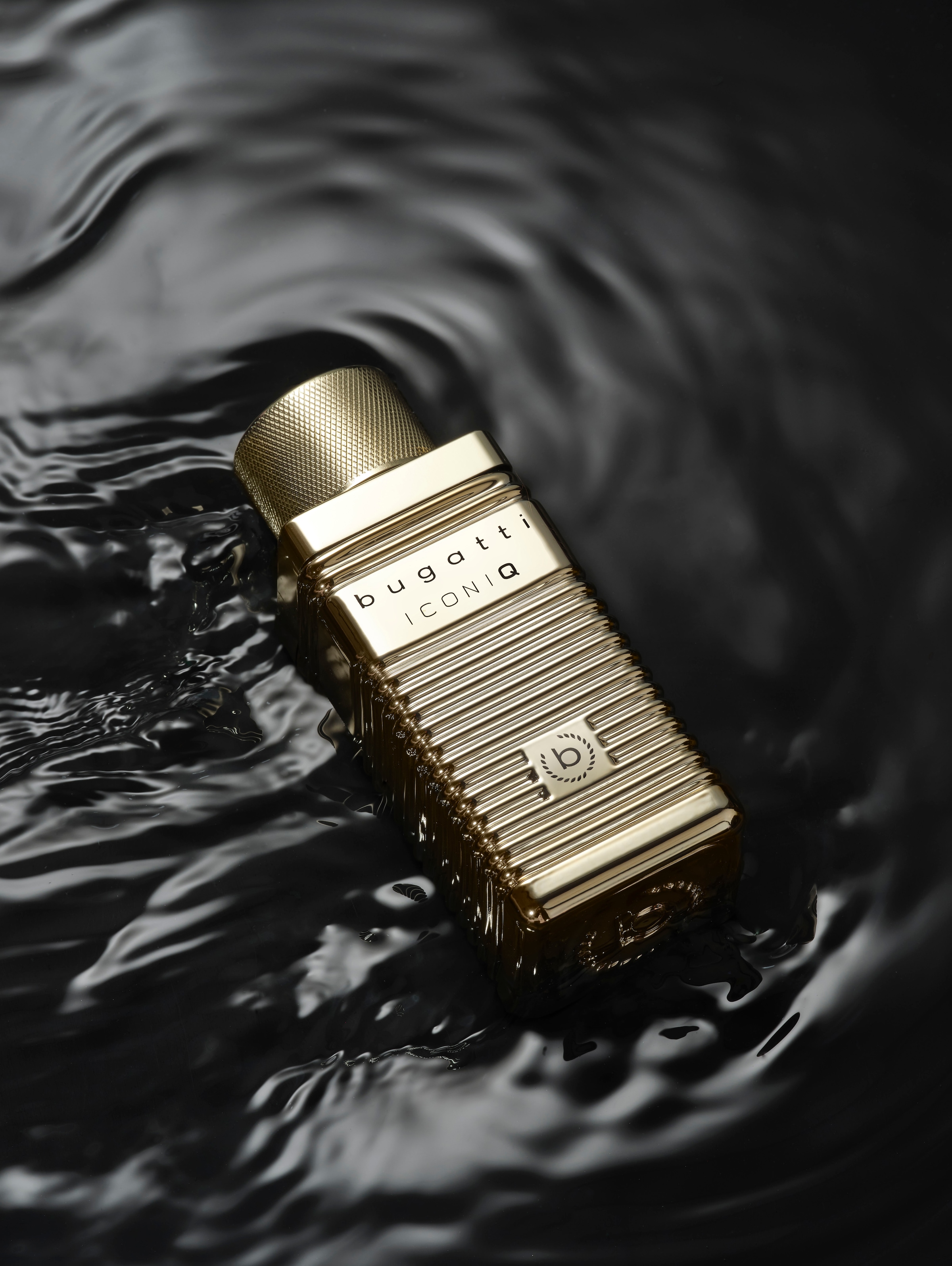bugatti Eau de Toilette »BUGATTI Iconiq Gold EdT 100ml«, mit unvergleichlicher Anziehungskraft