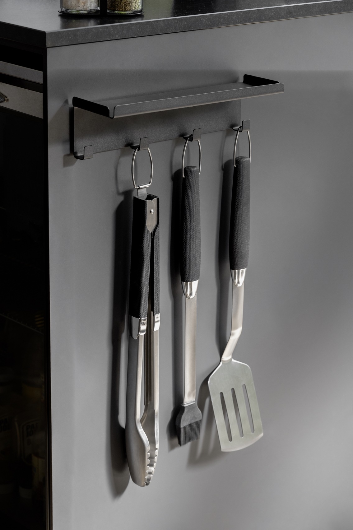 WENKO Hakenleiste »Modell Ima« mit Ablage, leicht zu befestigen, aus pulverbeschichtetem Metall