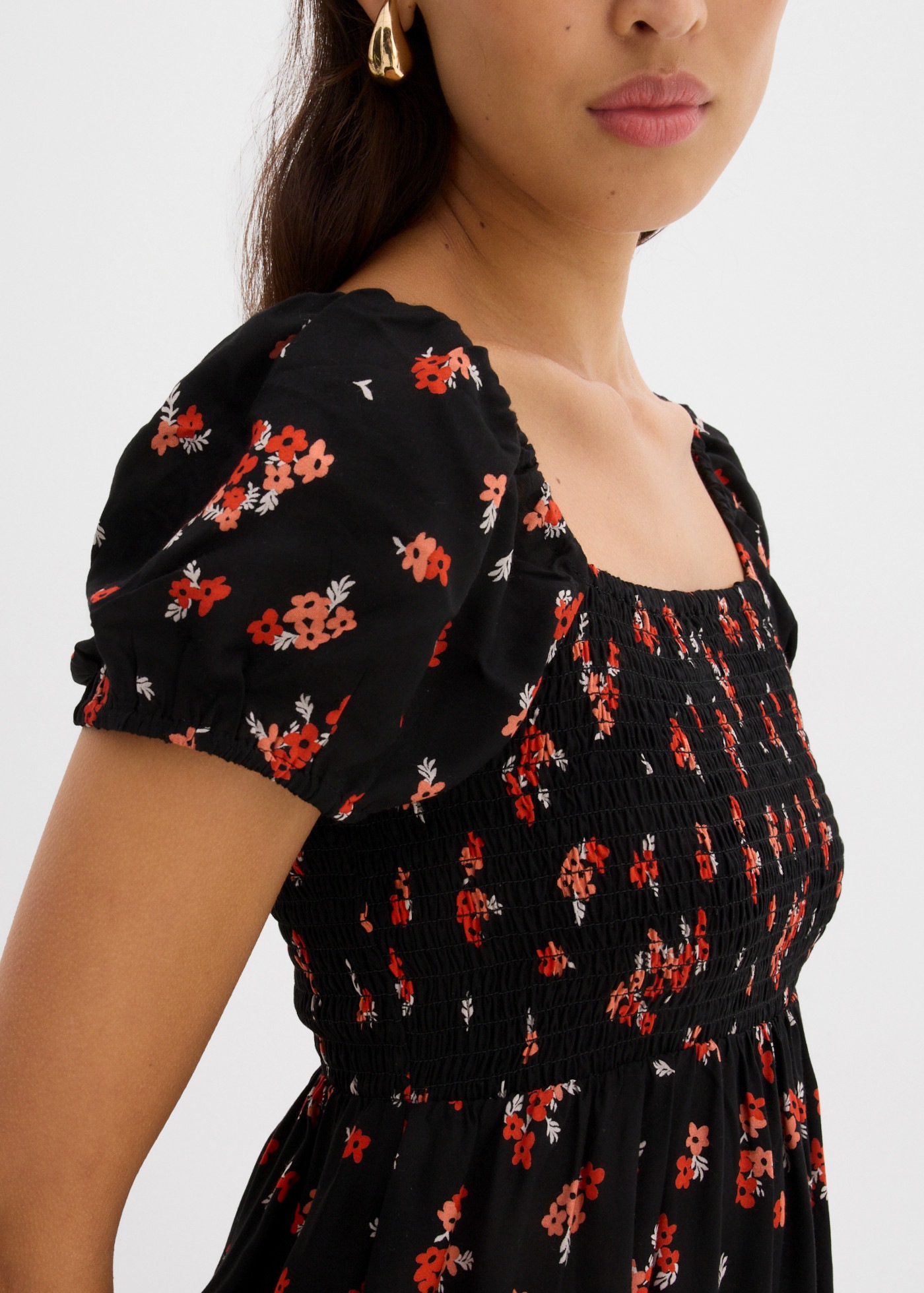 bonprix Minikleid eleganter Stil, figurbetonte Passform, mit Smok-Details, aus Viskose