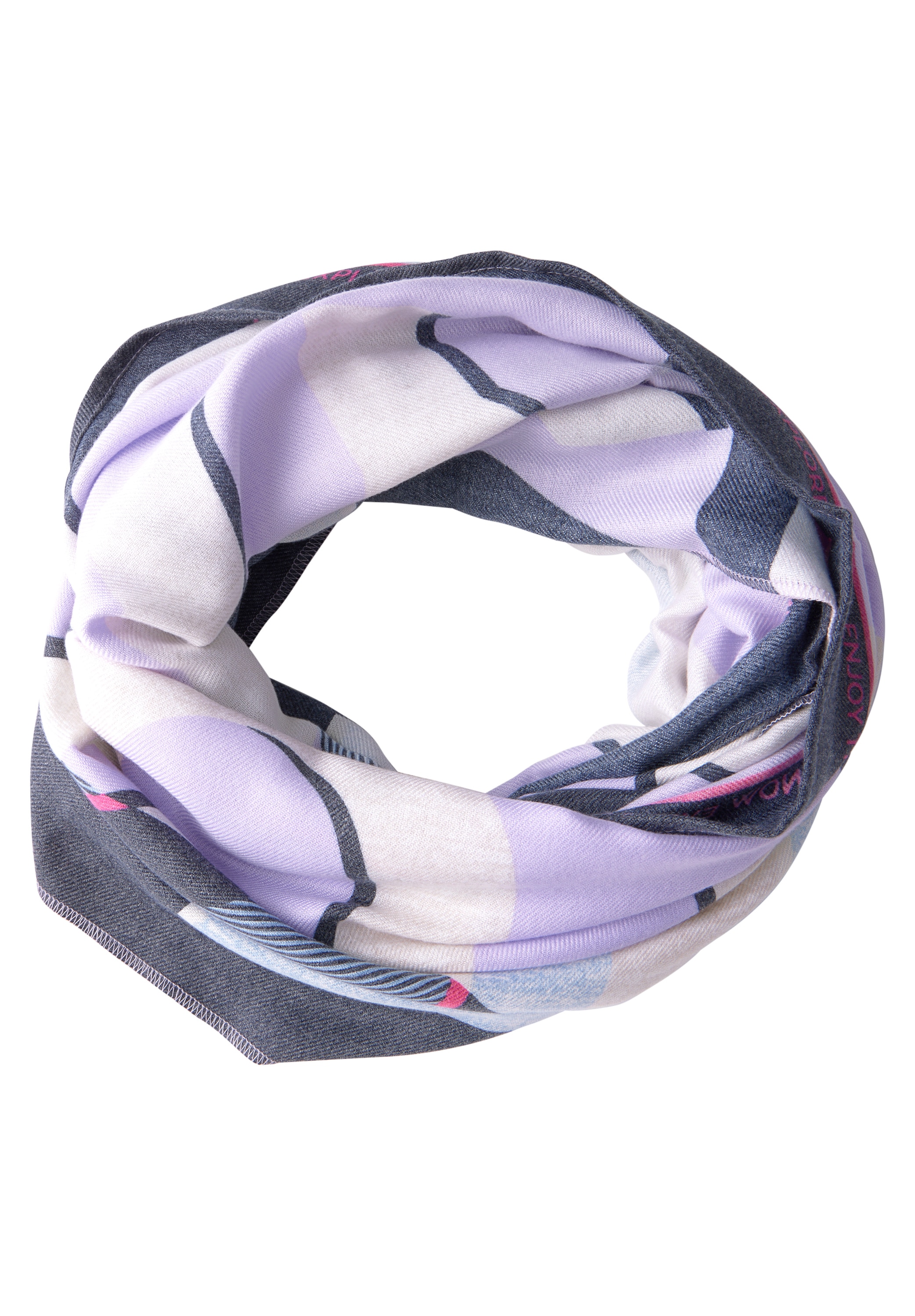 Cecil Loop, softer Materialmix