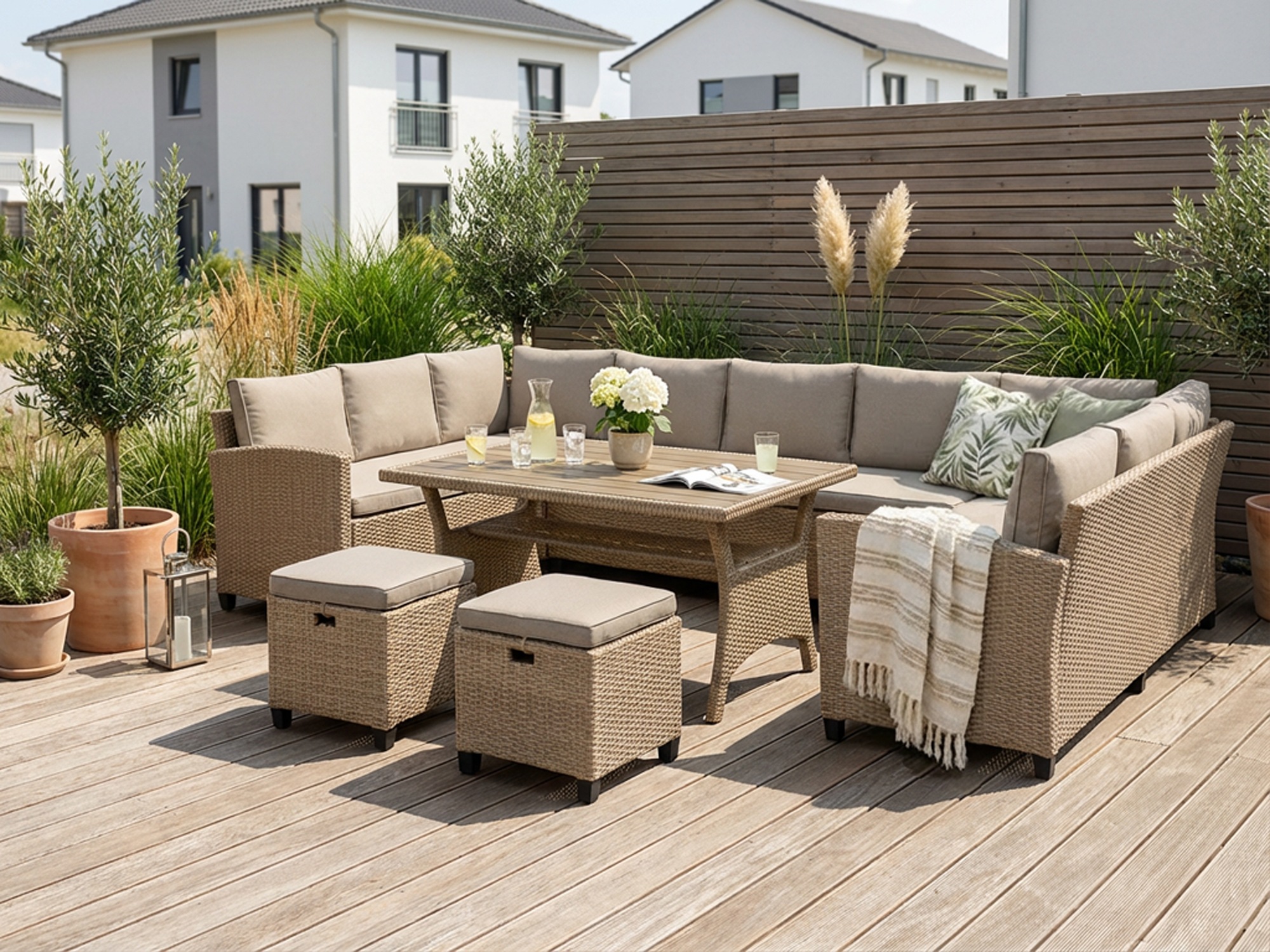 KONIFERA Gartenlounge-Set »Rotterdam« Set, 3x 3er Sofa, 2x Hocker, 1x Tisch 120x82x67cm, inkl. Auflagen, 20 Stk. tlg. Polyrattan, Stahl, Tischplatte aus Nonwood,