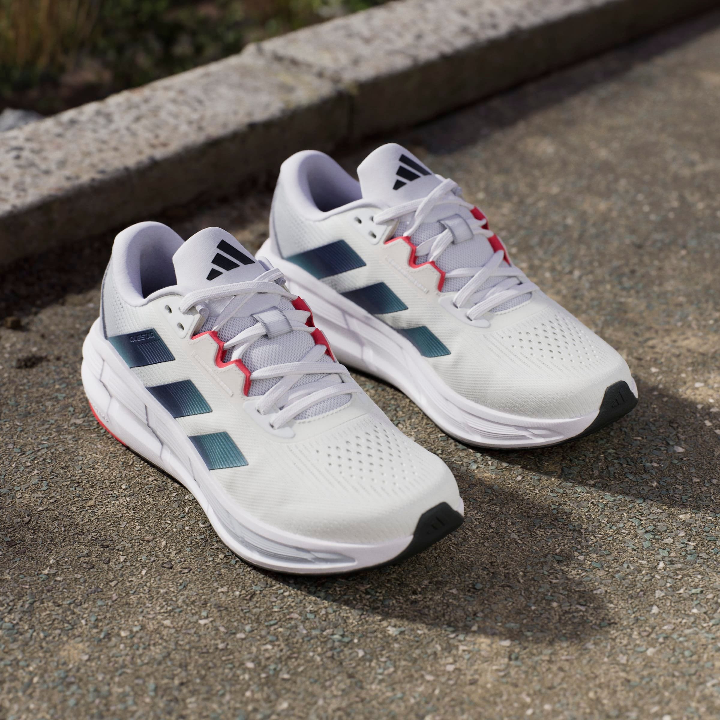 adidas Performance Laufschuh »QUESTAR 3«