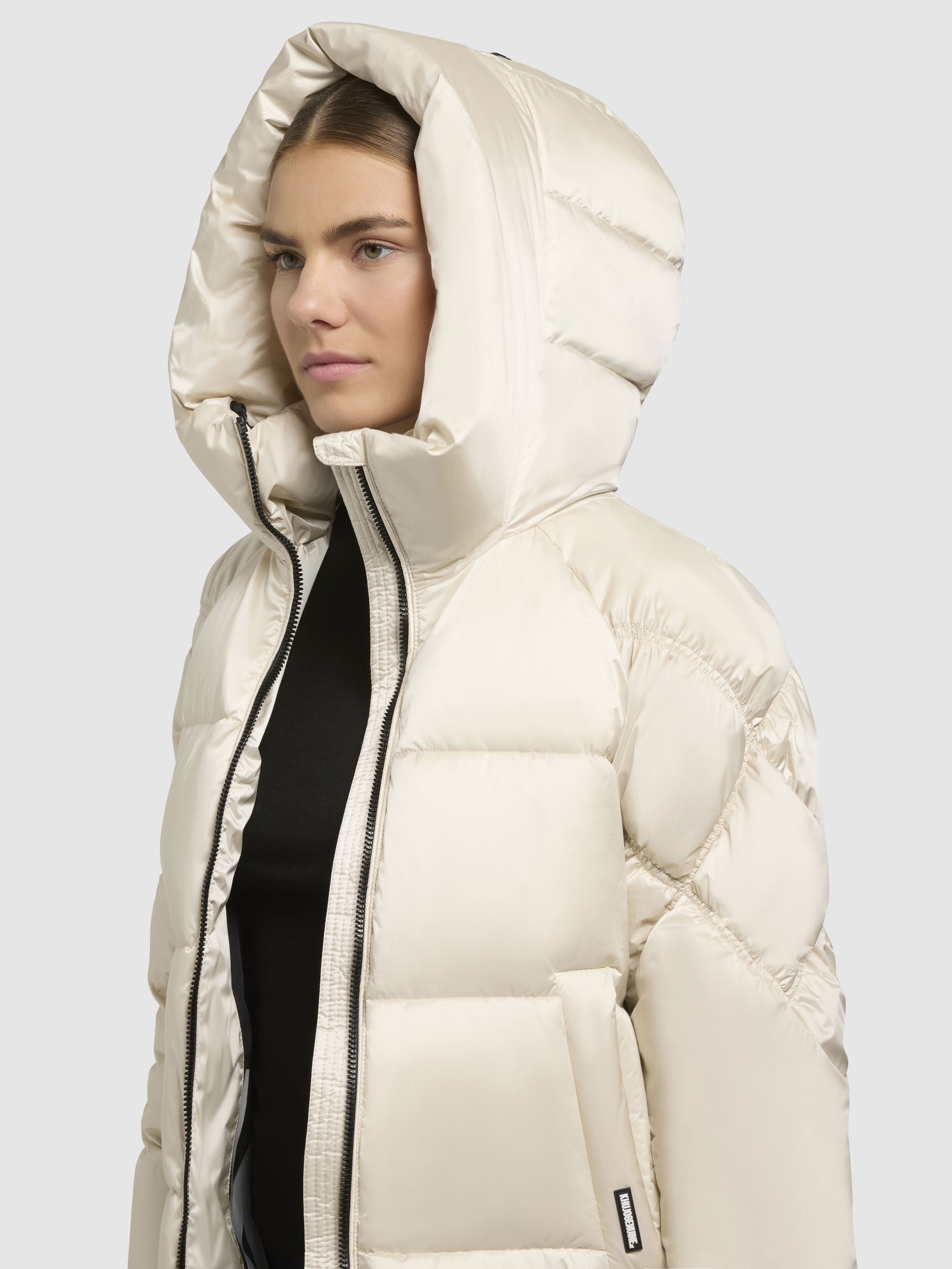 khujo Steppjacke »ISETT«, mit Kapuze