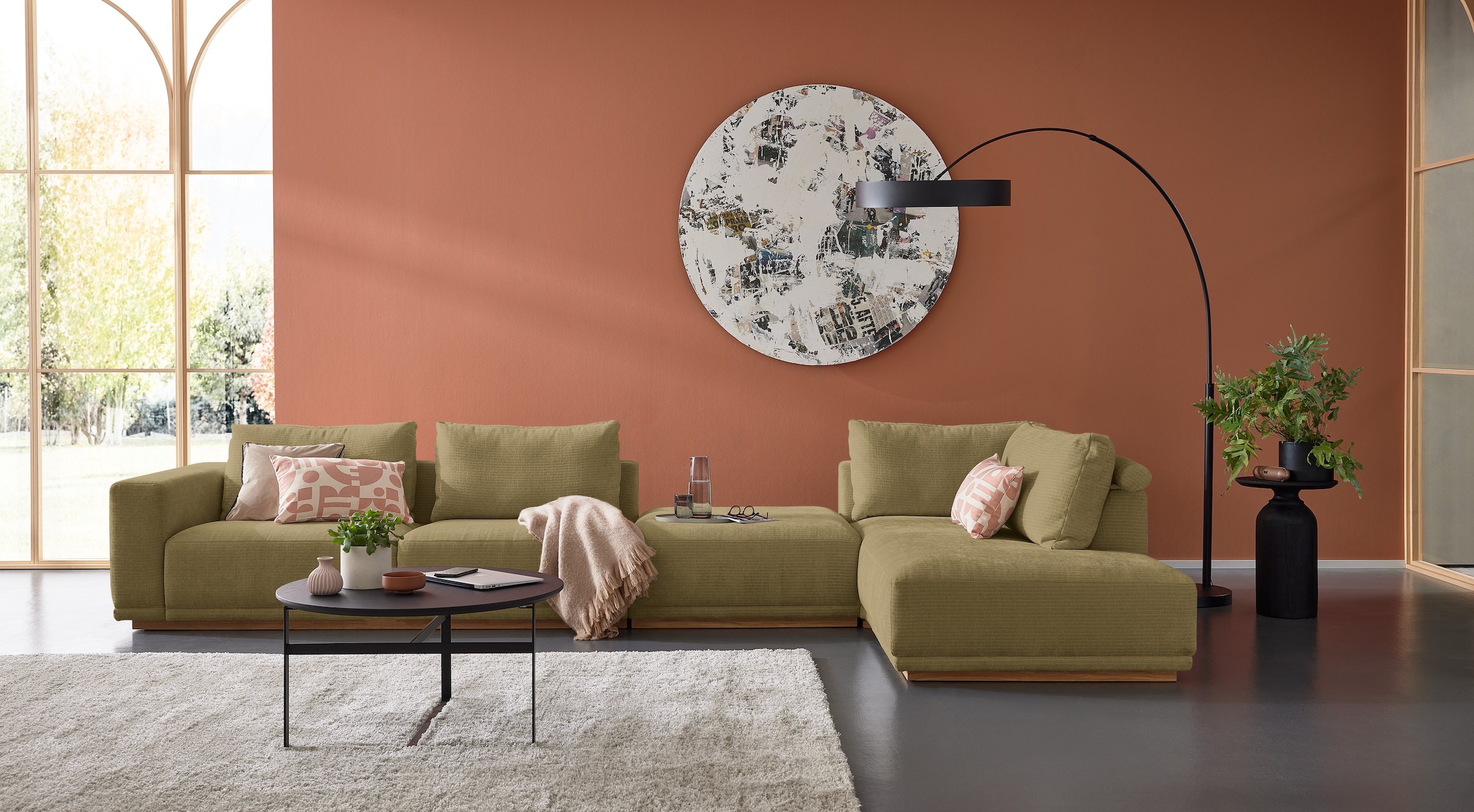 Musterring Wohnlandschaft "JustB PM200 bequem, wahlw. Sitzvorzug, Breite 395cm, Holzsockel" Anreihsofa Armlehne links, Eckteil rechts und Hocker. Ohne Sitzvorzug