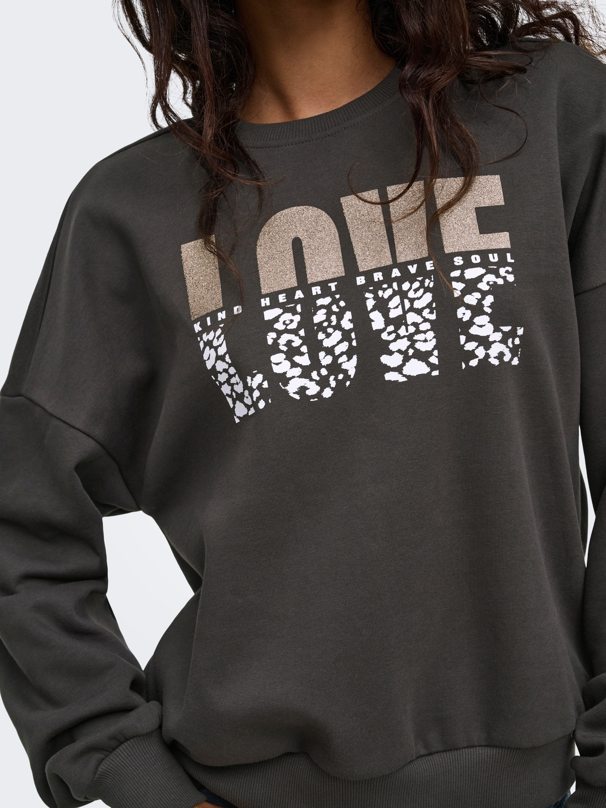 ONLY Sweatshirt »ONLTAMMIE L/S LEO PRINT O-NECK SWT«, Baumwollmischung, regular fit

