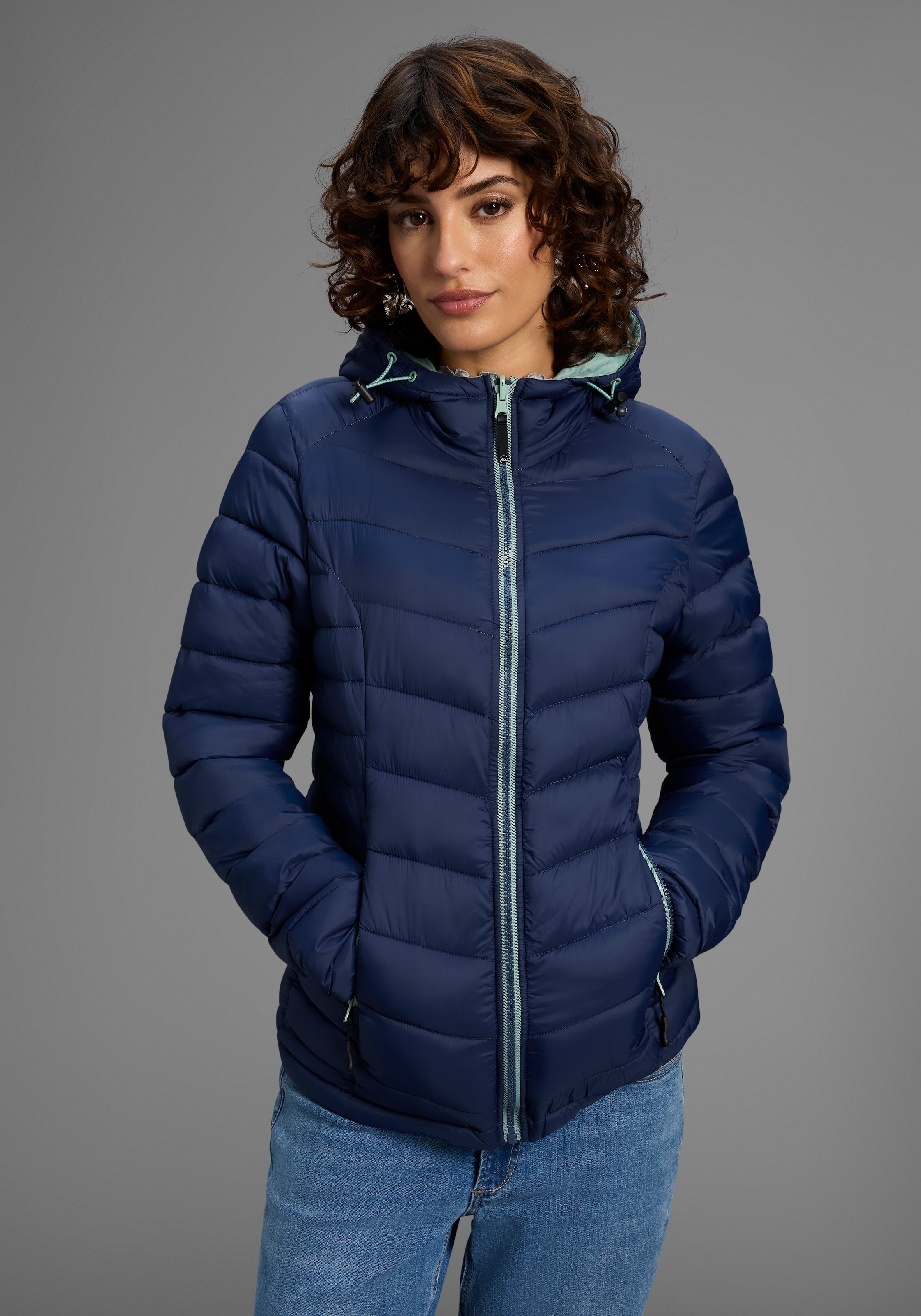 Polarino Steppjacke, mit Kapuze, für kühle Tage, aus leichtem Webmaterial, wasserabweisend