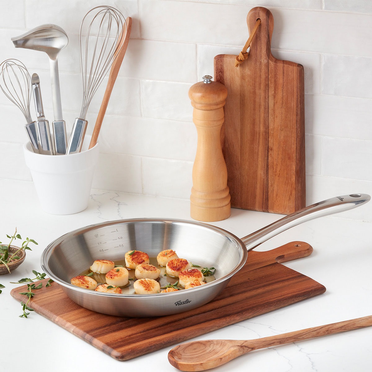 Fissler Bratpfanne »Fissler M5 Pro-Ply®, Edelstahl-Pfanne« Edelstahl 18/10 5-lagiges Mehrschichtmaterial für präzise Temperaturkontrolle