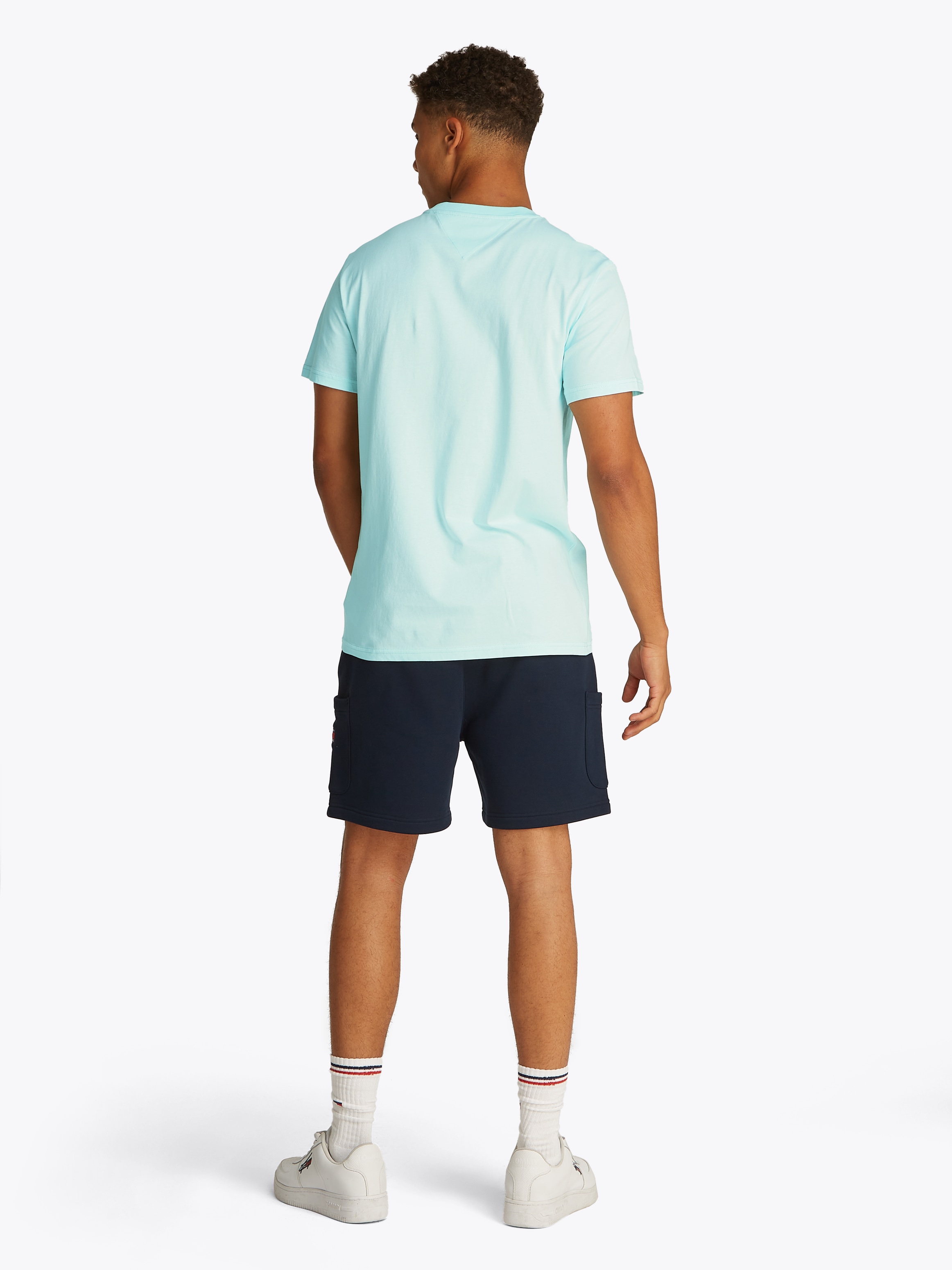Tommy Jeans T-Shirt »TJM SLIM LINEAR CHEST SS TEE EXT«, mit Logodruck
