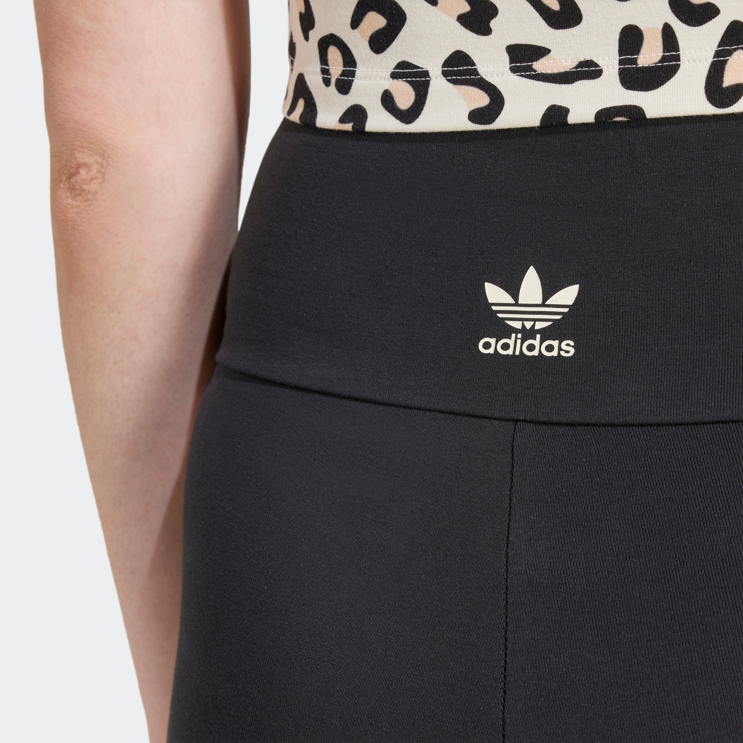 adidas Originals Leggings »LEO LEGGING«, (1 tlg.)