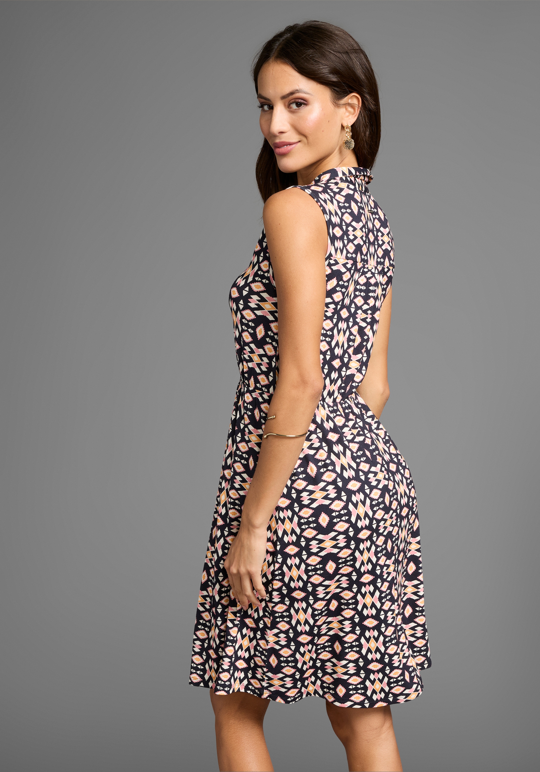 Laura Scott Sommerkleid, mit klassischem Kragen - NEUE KOLLEKTION