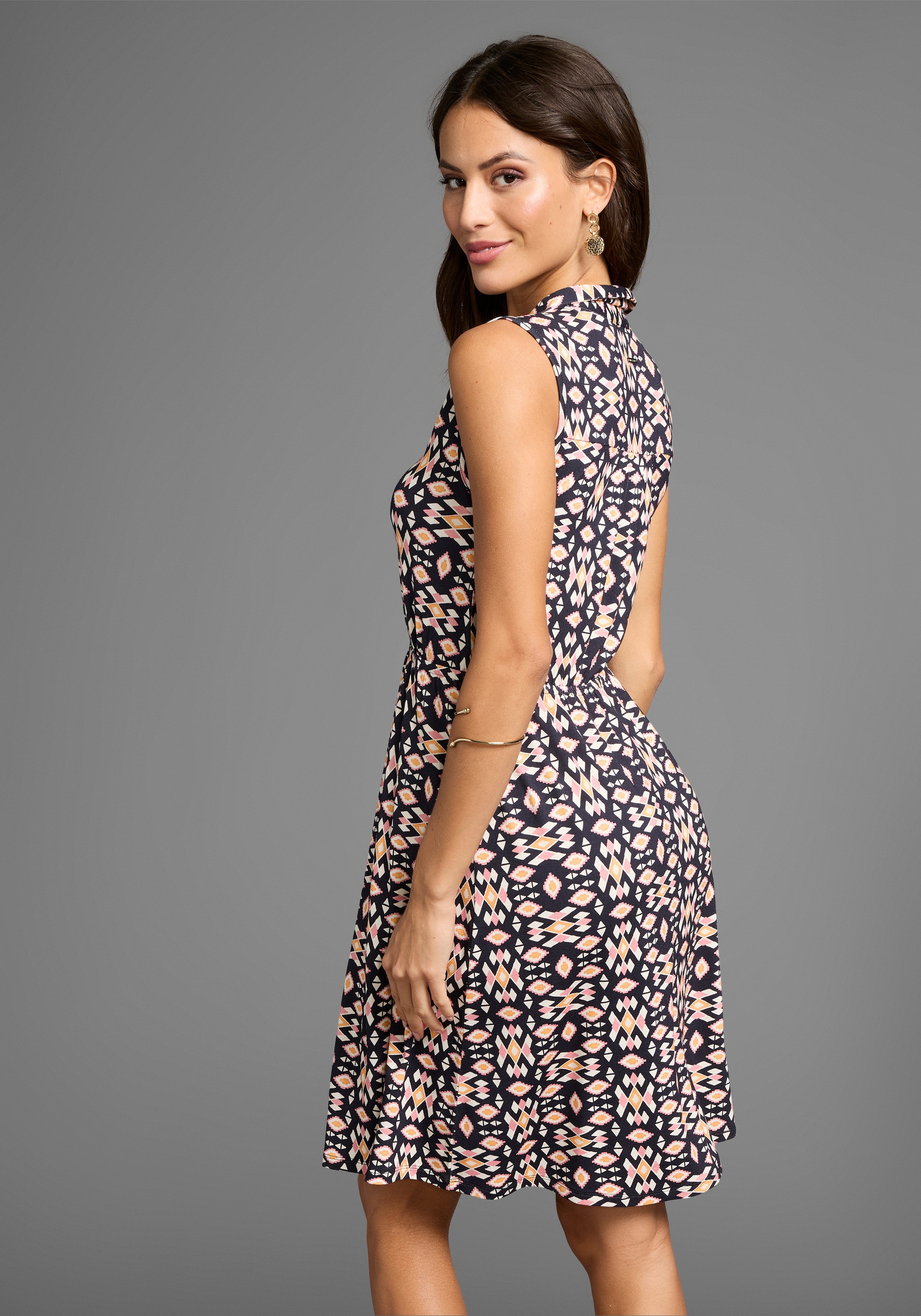Laura Scott Sommerkleid, mit klassischem Kragen günstig online kaufen