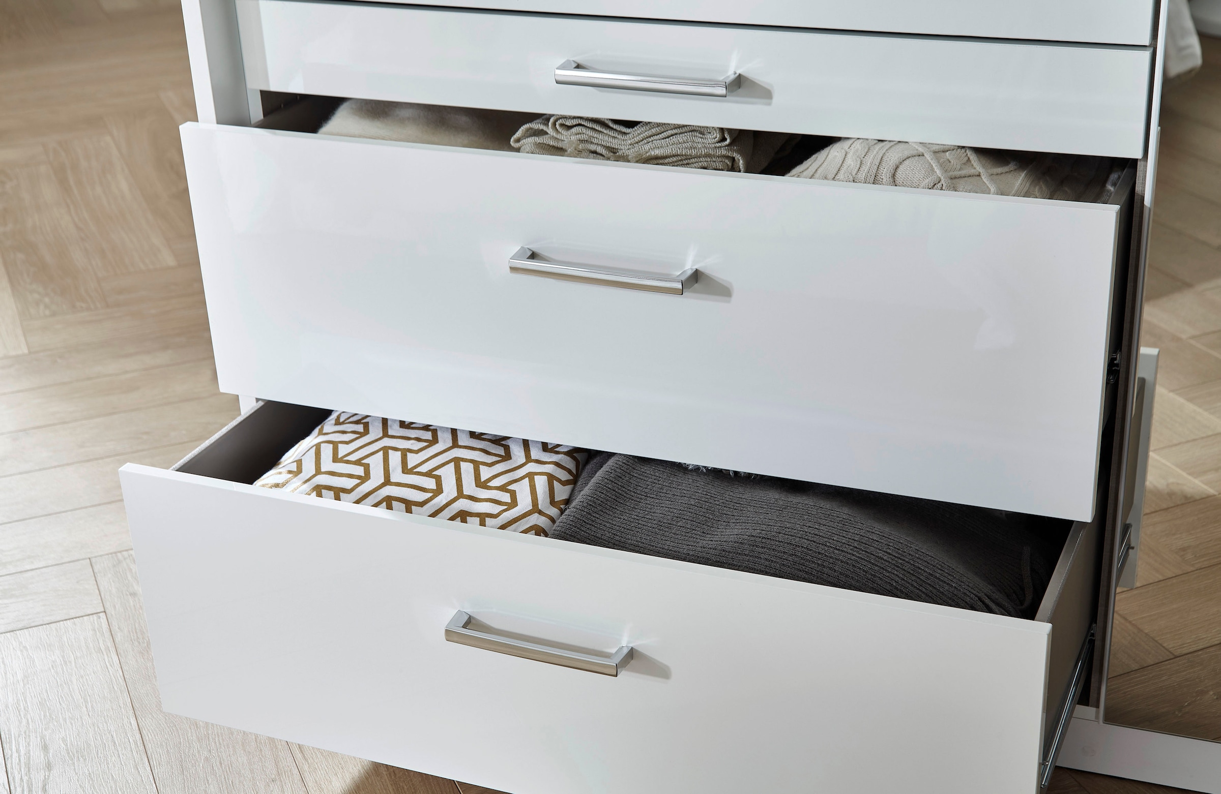 rauch Schrank-Set »Kleiderschrank Schrank Garderobe Garderobenschrank Eckschrank HOMBURG«, viel Stauraum, oberer Schubkasten mit Einteilung MADE IN GERMANY