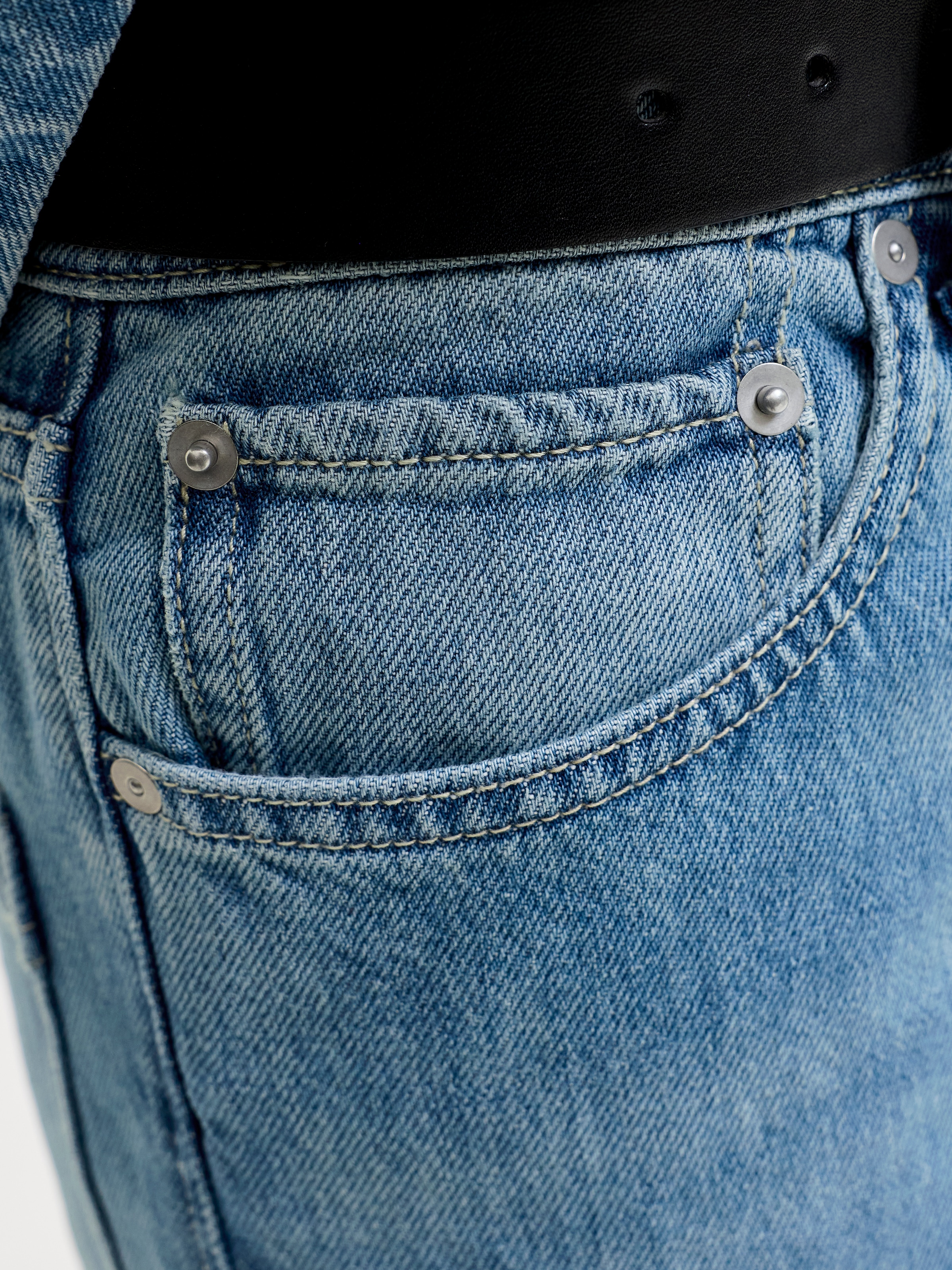 Jack & Jones Jeansbermudas »JJIBILLY JJLUCA JORTS AKM 793 LN« Baumwolle