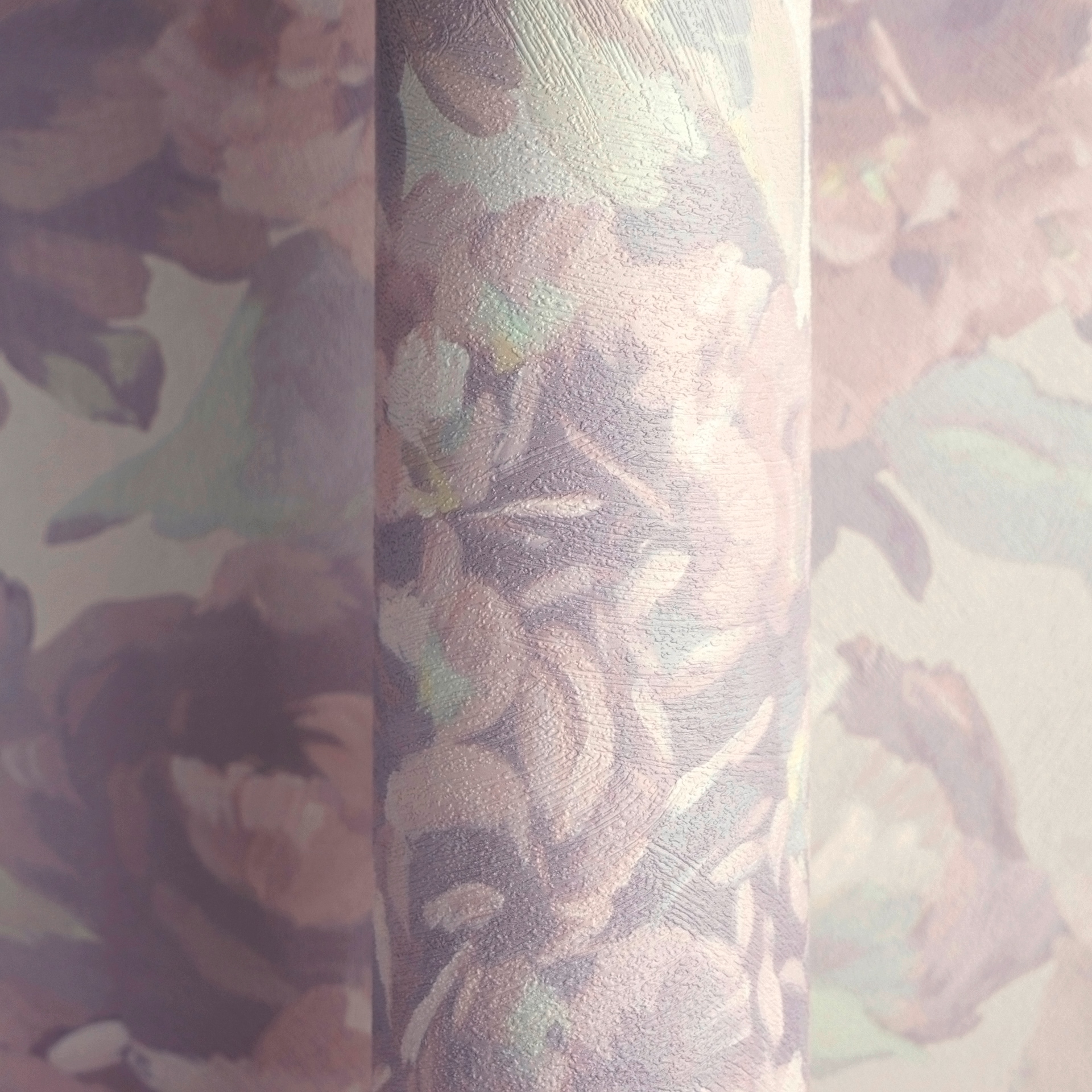 A.S. Création Vliestapete »Trend Spectrum Peony – Opulente Pfingstrosen Vliestapete« floral | geblümt | leicht glänzend strukturiert Opulente Pfingstrosen mit lebendiger Farbwirkung und Struktur