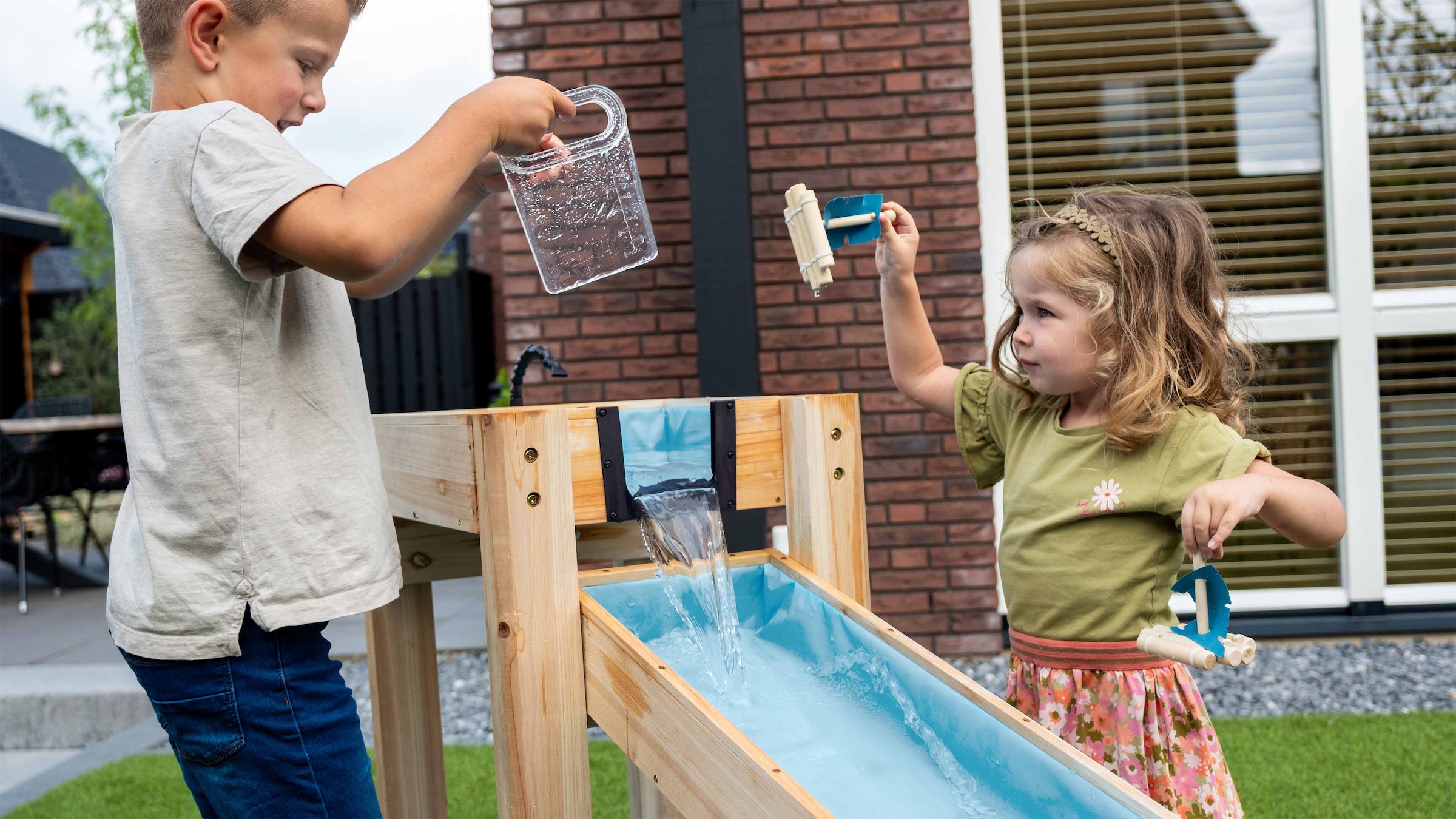 EXIT Wasserbahn »AquaFlow 200« Dieses Produkt besteht aus FSC®-zertifiziertem Material.