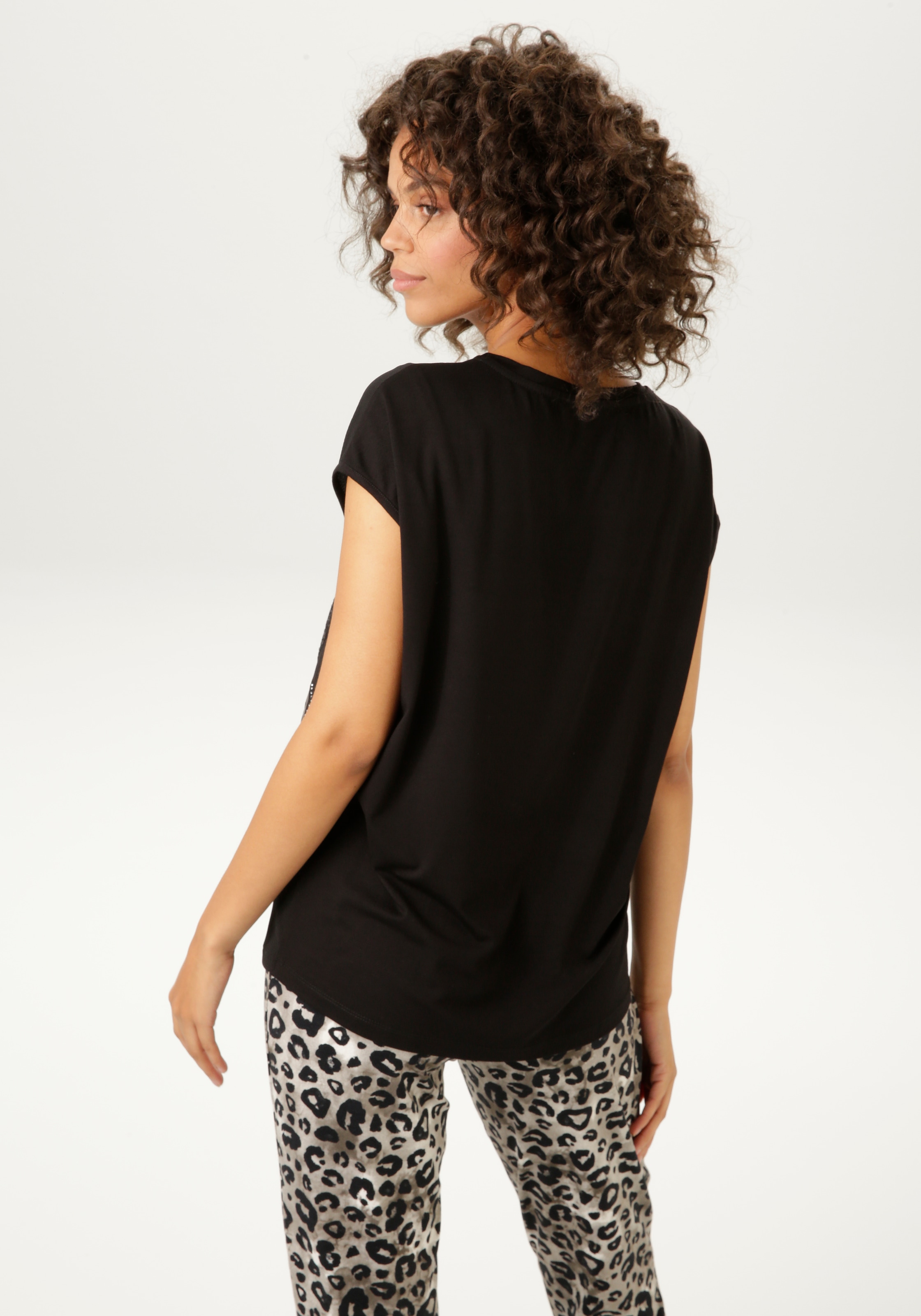 Aniston CASUAL Shirtbluse, mit Pailletten und Glitzersteinchen verziert - NEUE KOLLEKTION