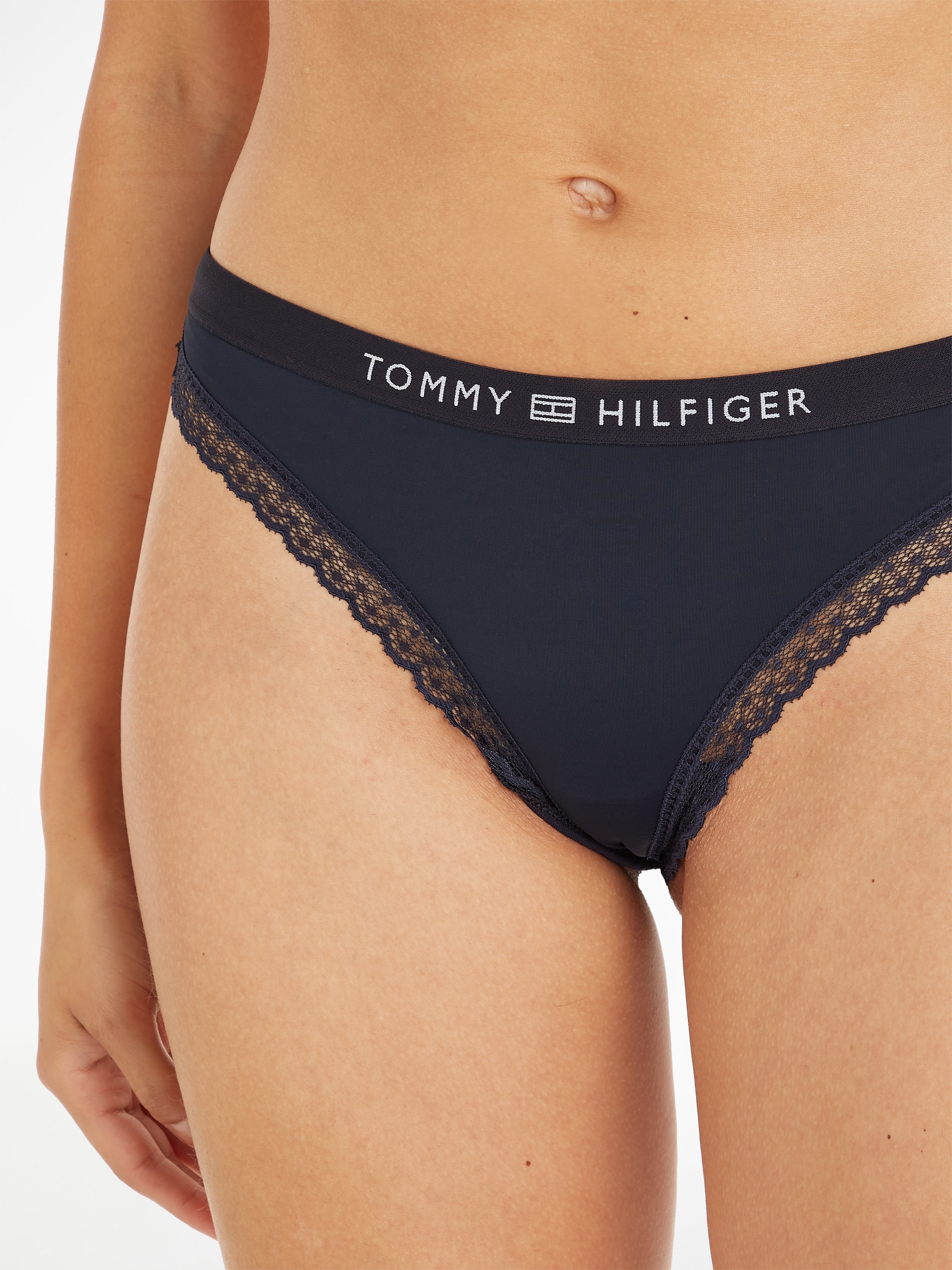 Tommy Hilfiger Markenlabel »THONG«, Underwear Hilfiger T-String | mit Tommy BAUR